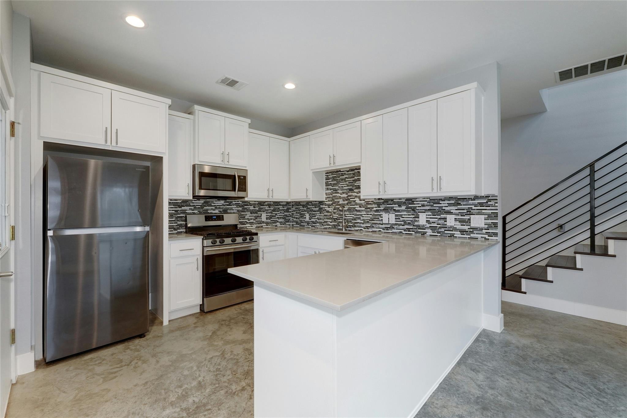 6902 Carver Ave # B, Austin, TX 78752