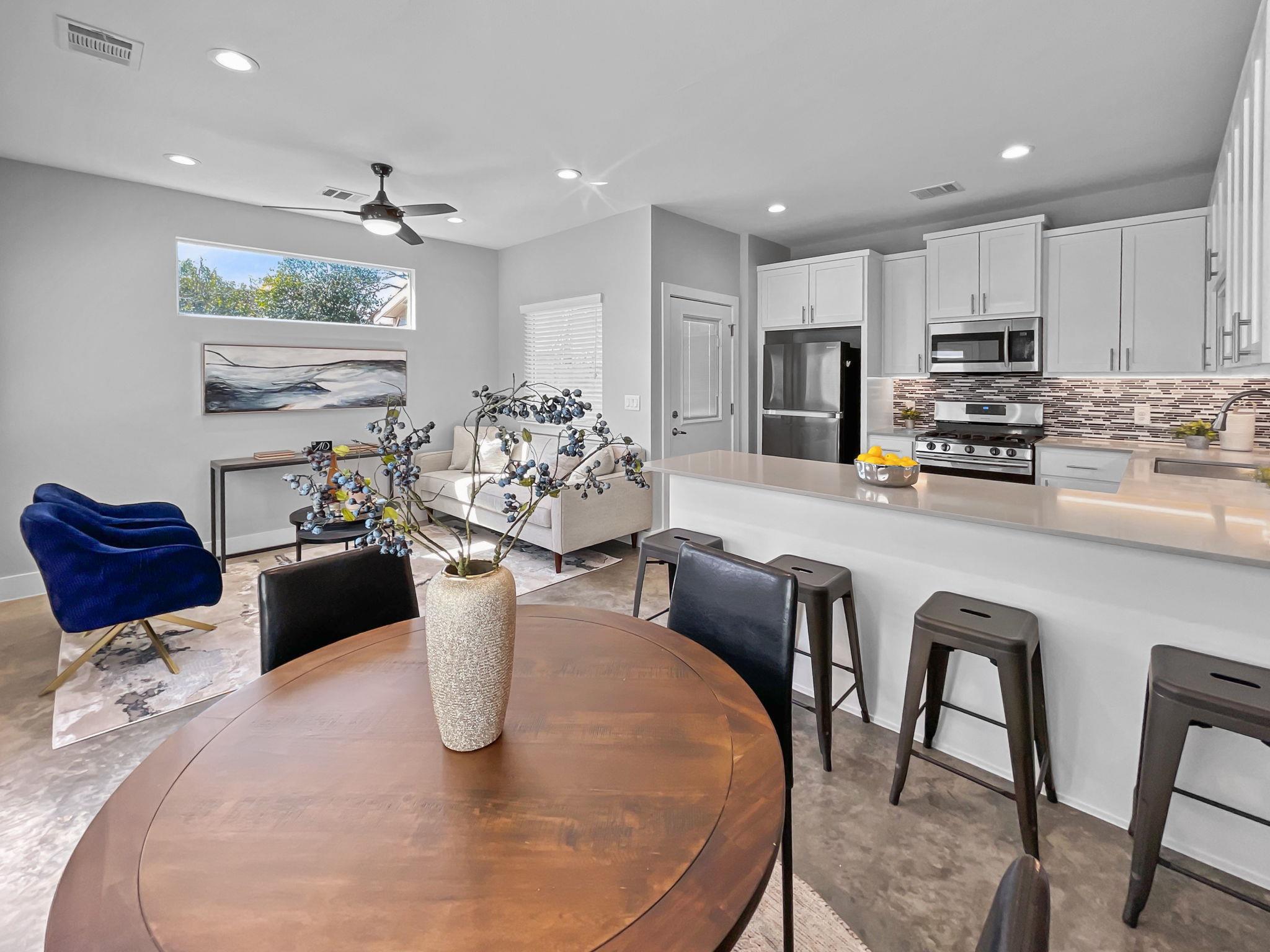 6902 Carver Ave # B, Austin, TX 78752