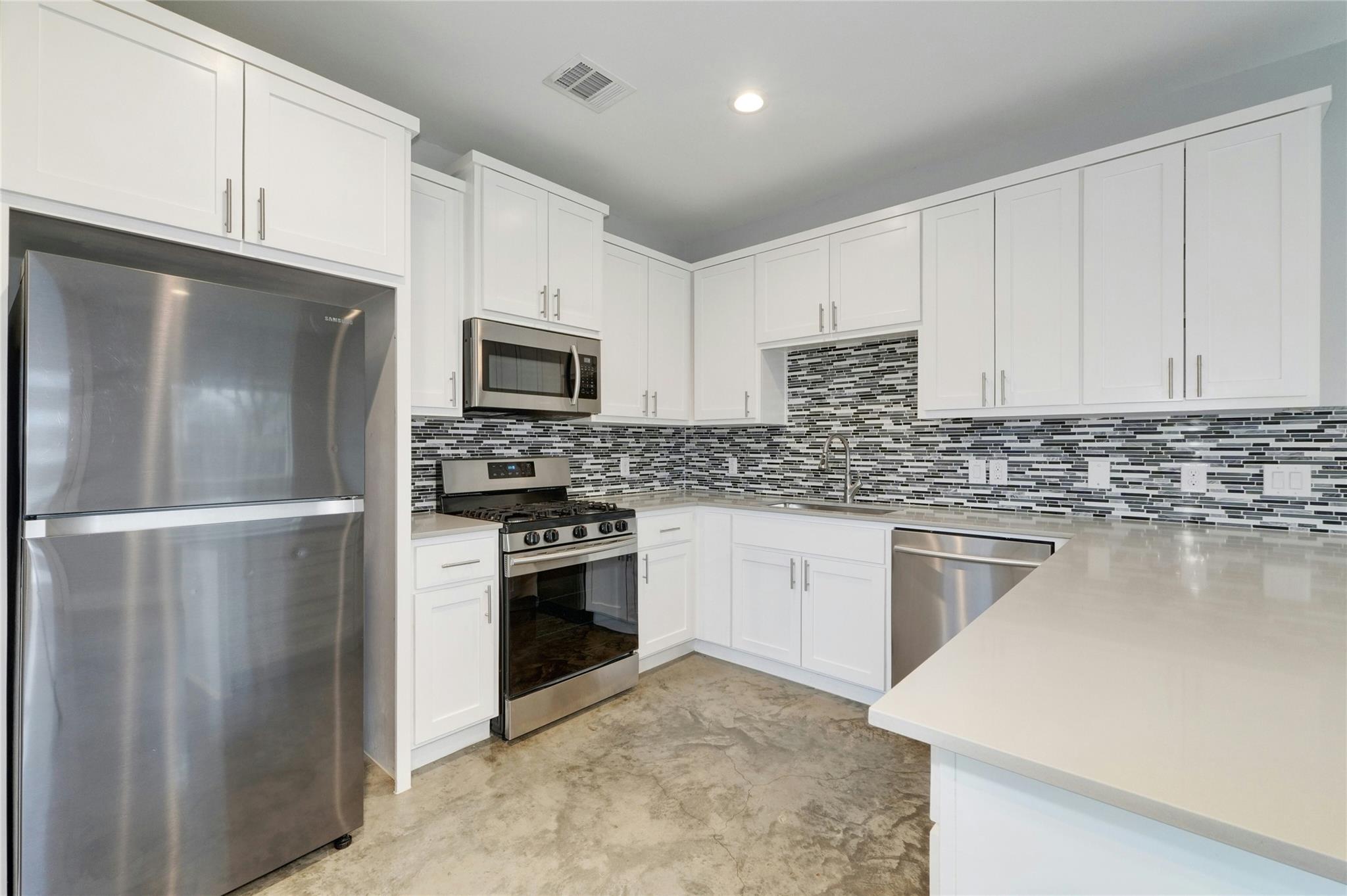 6902 Carver Ave # B, Austin, TX 78752