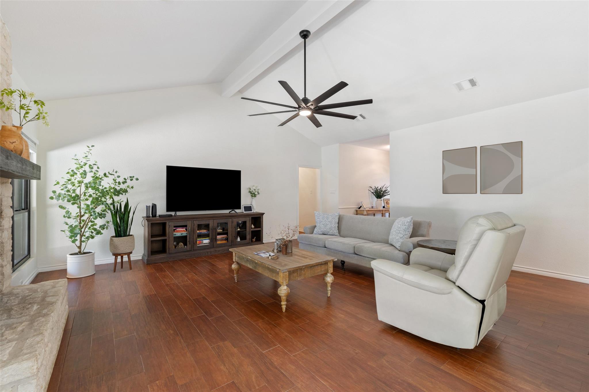 103 Schooner Dr, Lakeway, TX 78738