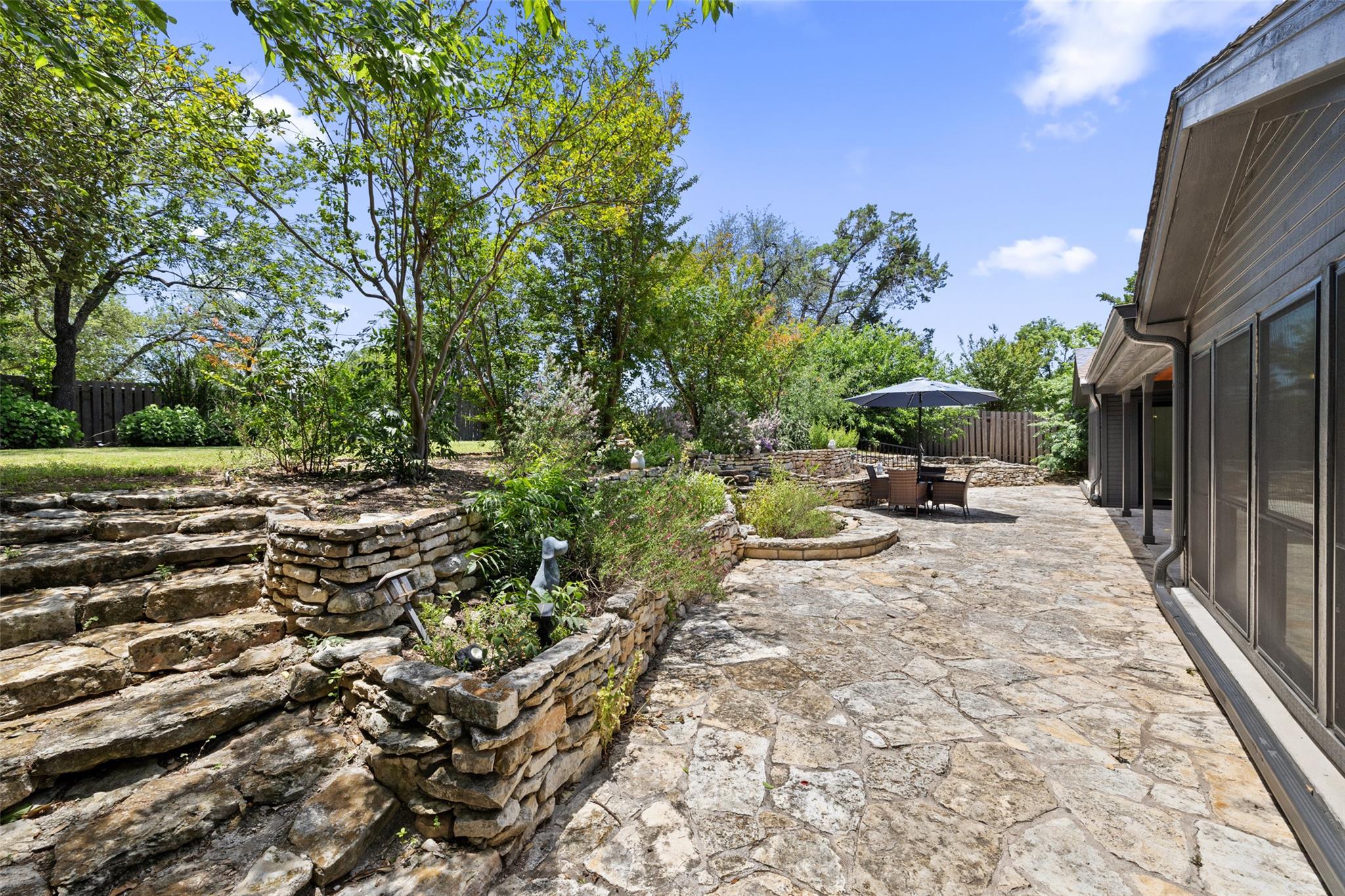 103 Schooner Dr, Lakeway, TX 78738