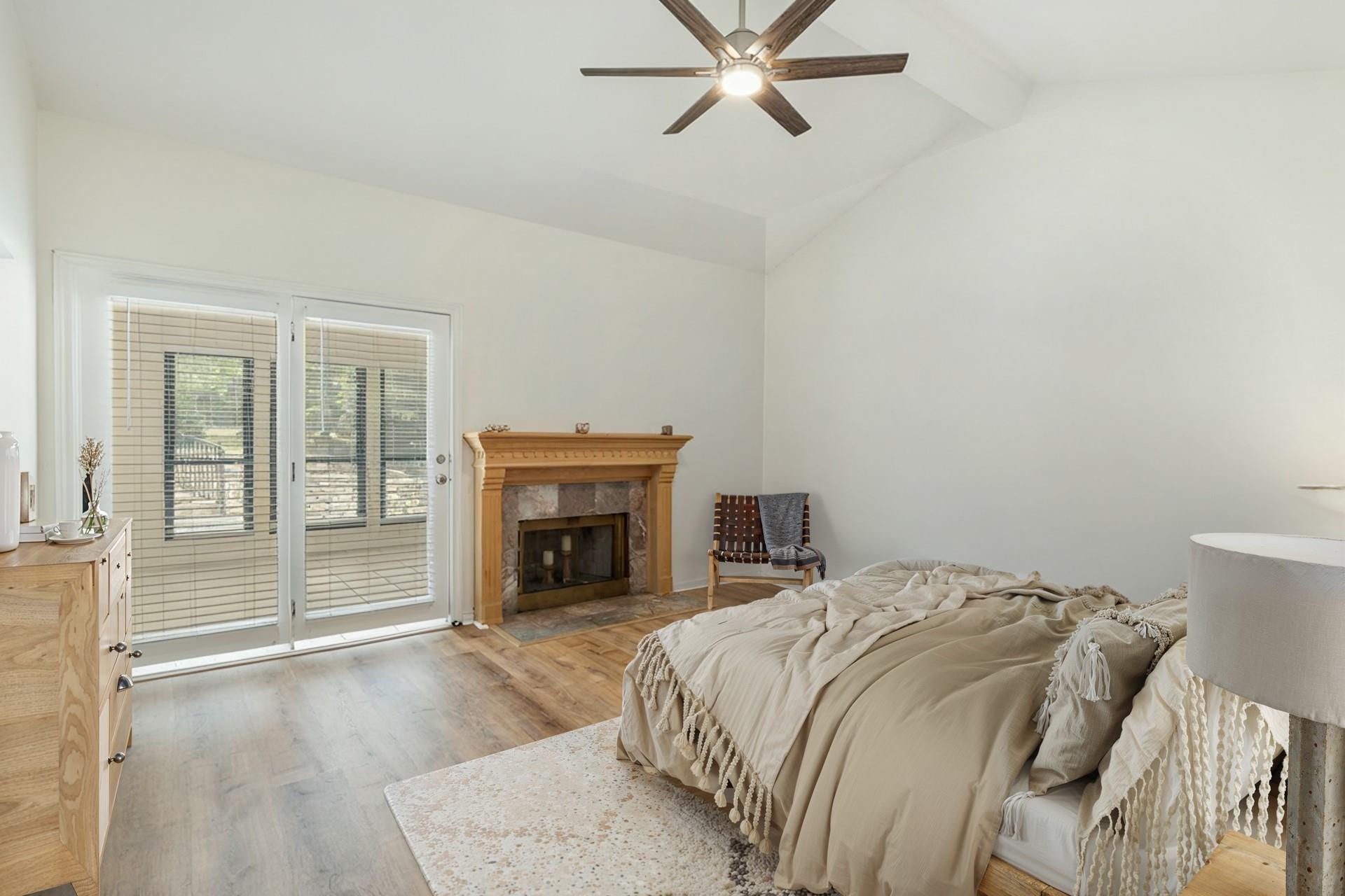 103 Schooner Dr, Lakeway, TX 78738