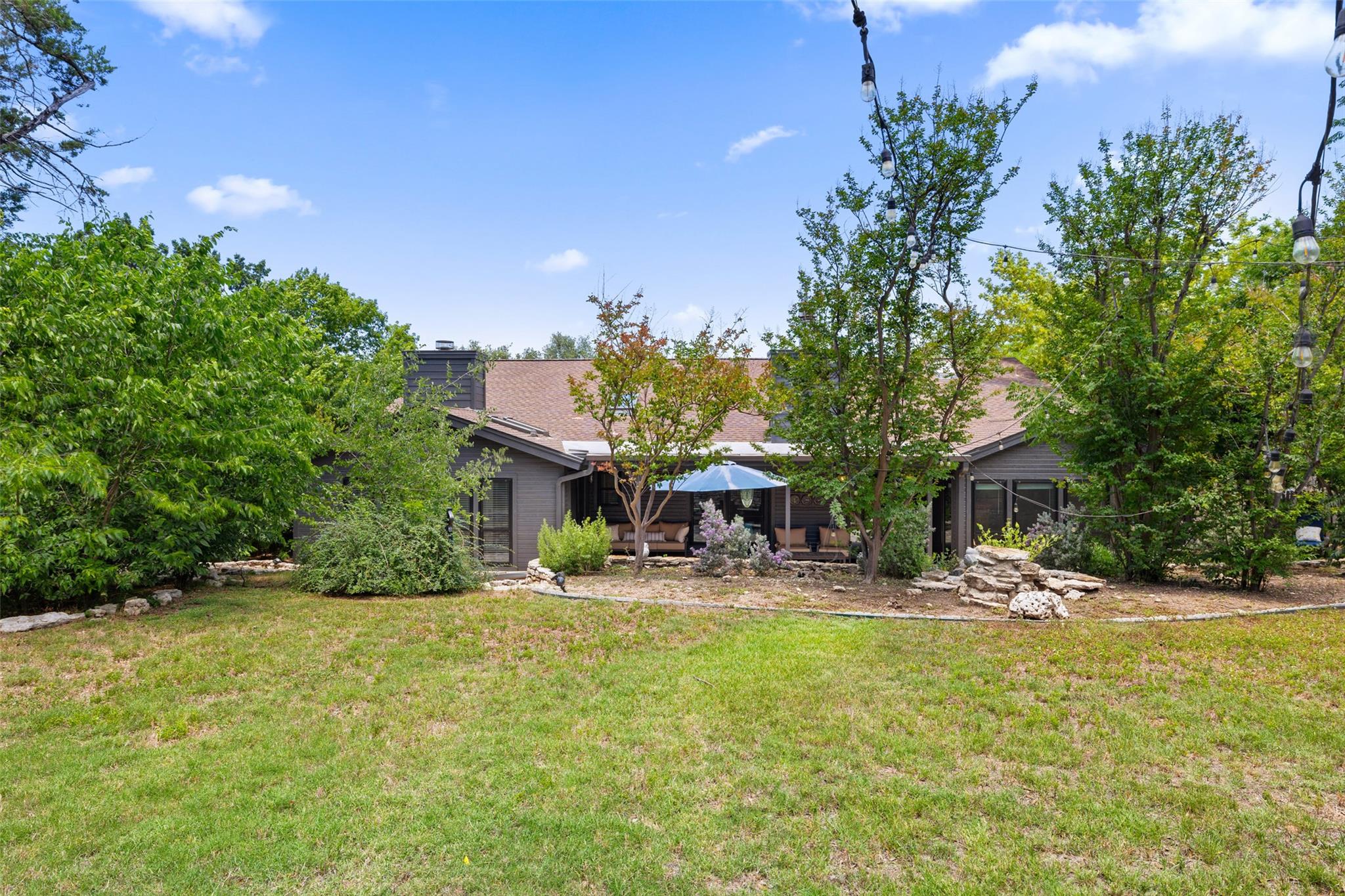 103 Schooner Dr, Lakeway, TX 78738