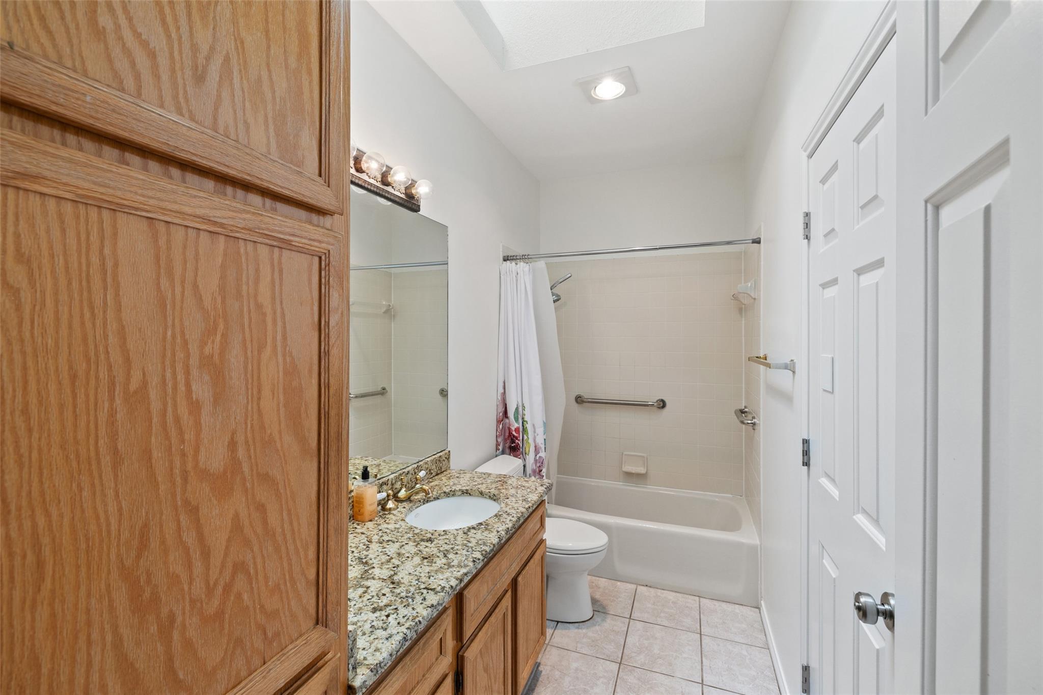 103 Schooner Dr, Lakeway, TX 78738