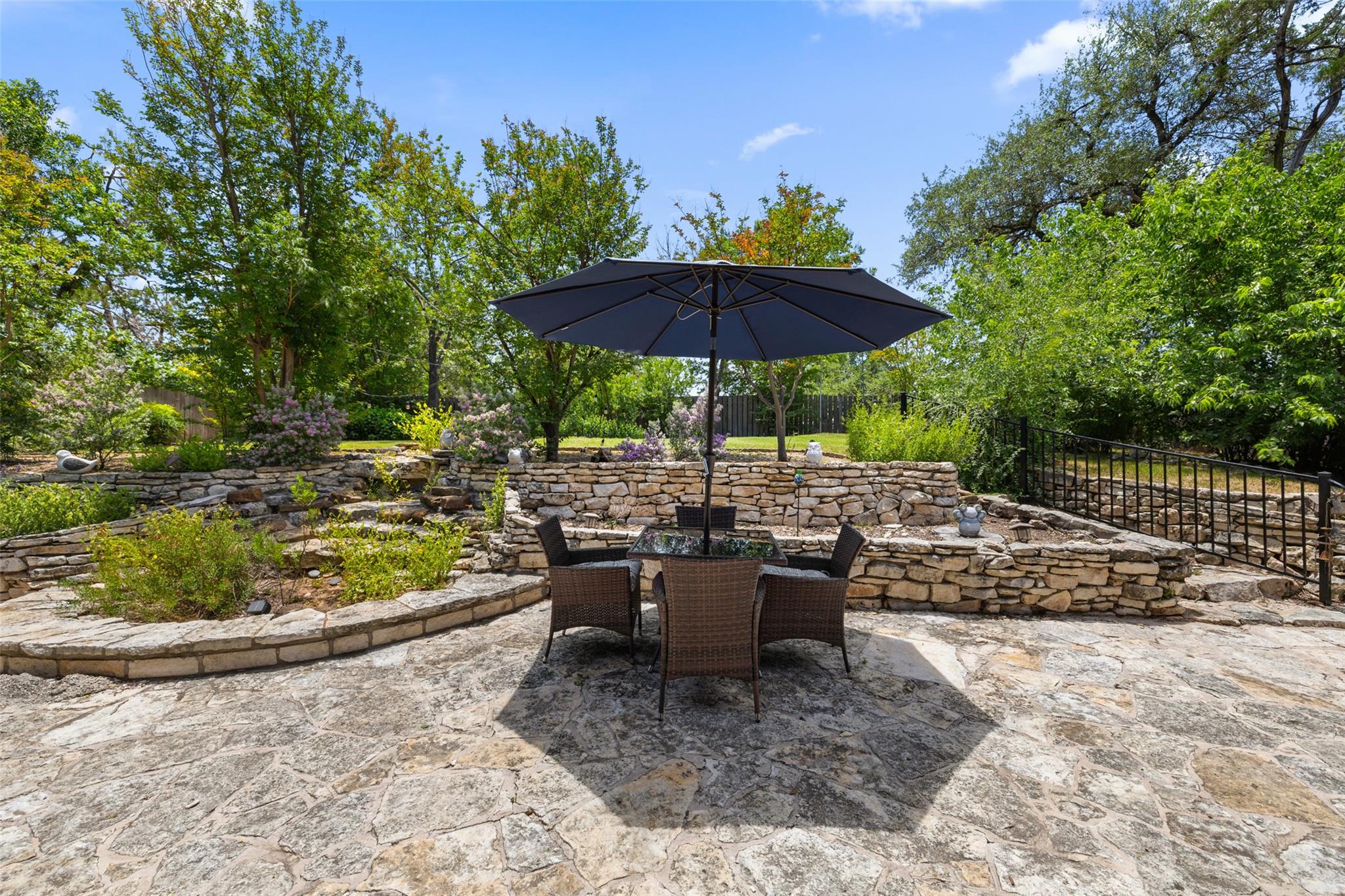 103 Schooner Dr, Lakeway, TX 78738