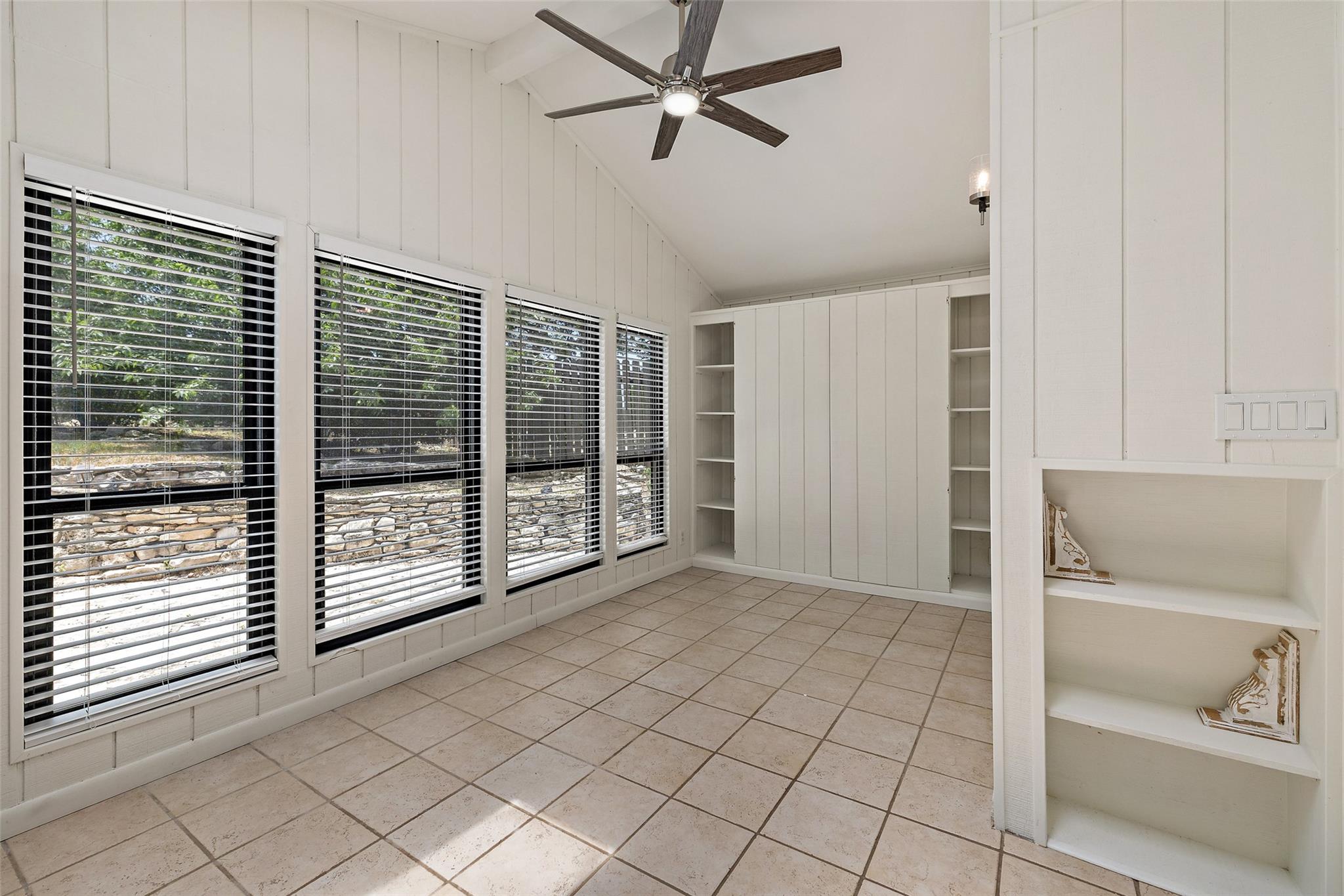 103 Schooner Dr, Lakeway, TX 78738