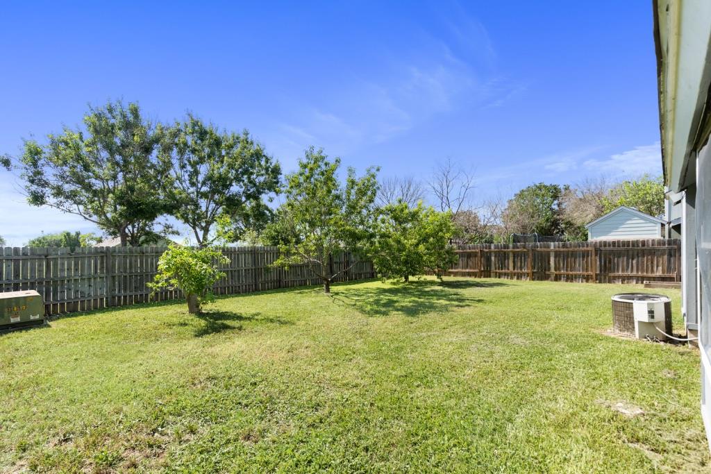 302 Splitrock St, Round Rock, TX 78681