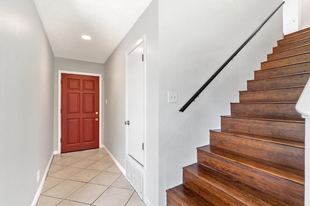 302 Splitrock St, Round Rock, TX 78681
