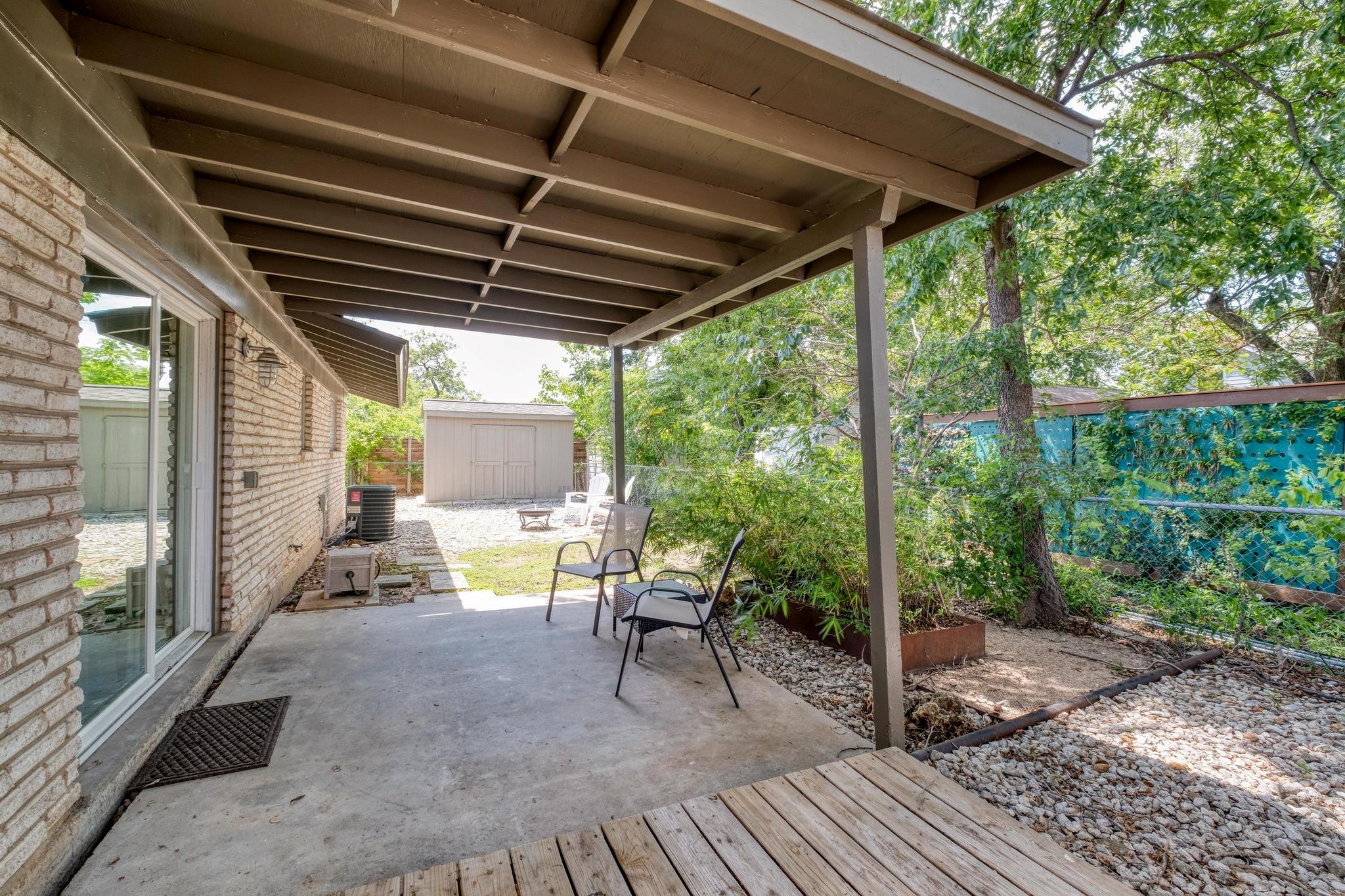 2202 Colfax Ave, Austin, TX 78757