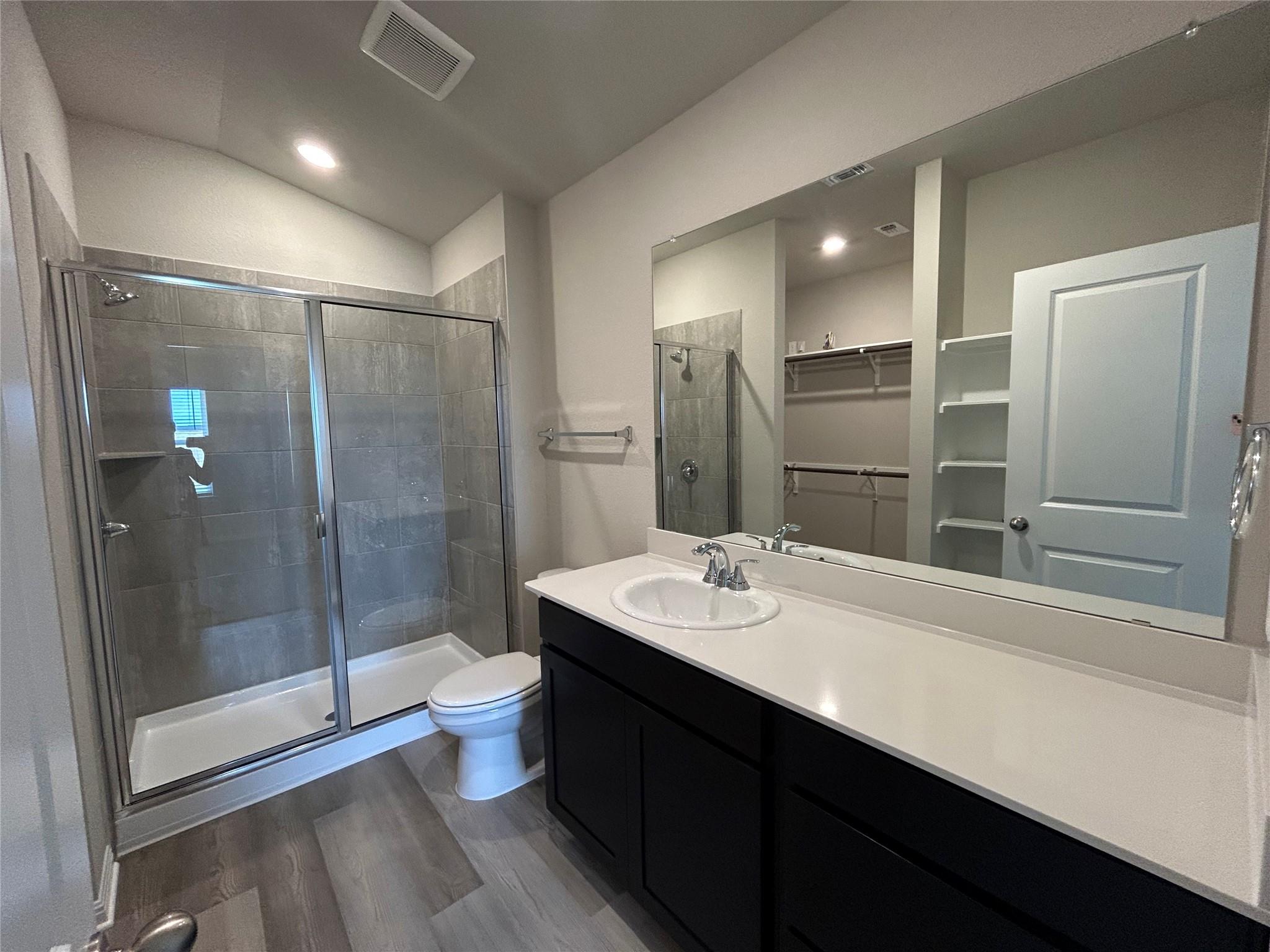 153 Honey Bee Rd, Jarrell, TX 76537