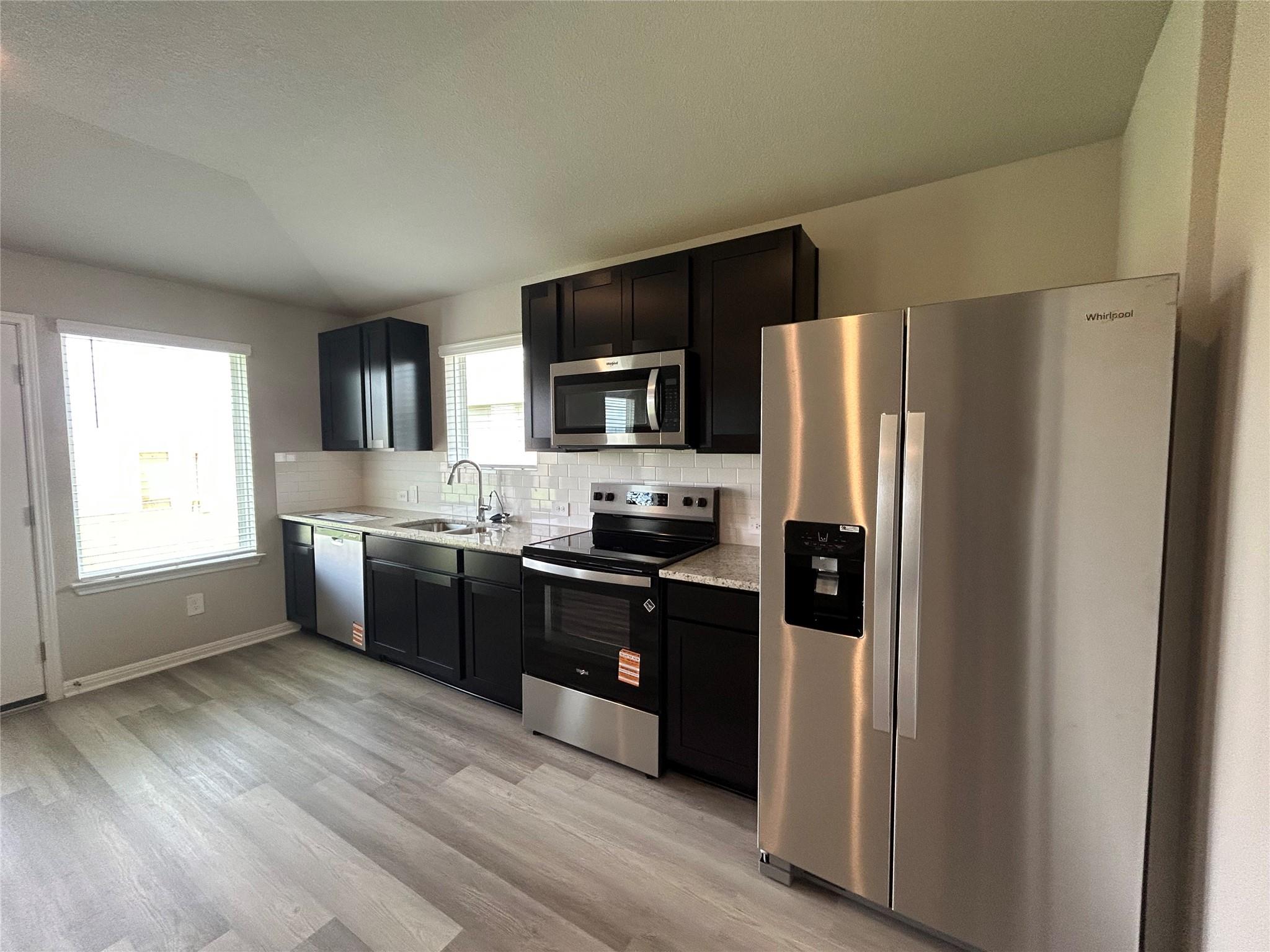 153 Honey Bee Rd, Jarrell, TX 76537
