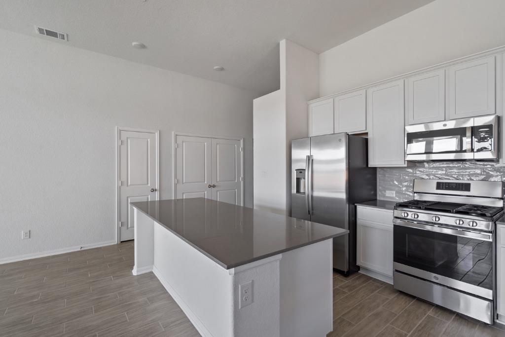 829 Blue Oak Boulevard, San Marcos, TX 78666