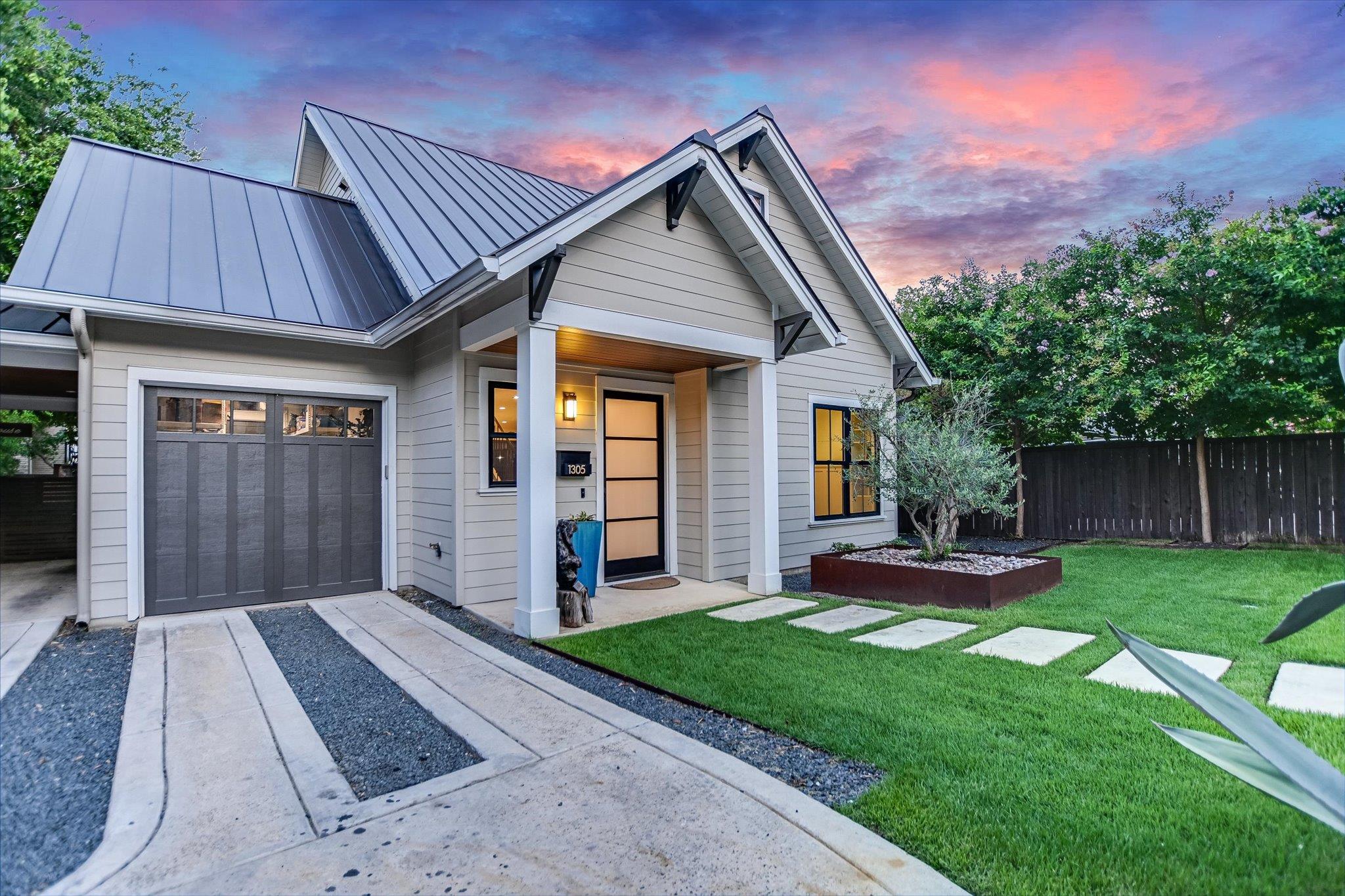 1305 Kinney Ave # 1, Austin, TX 78704