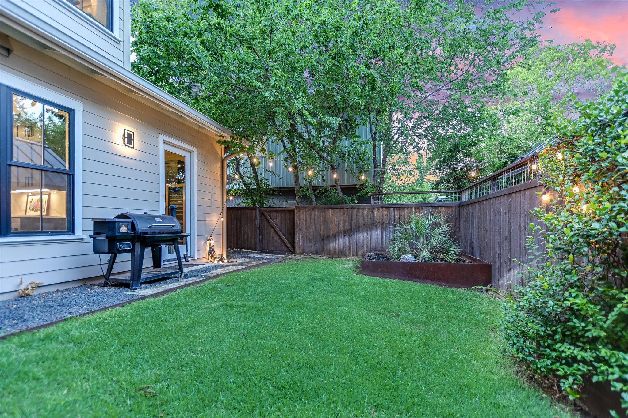 1305 Kinney Ave # 1, Austin, TX 78704