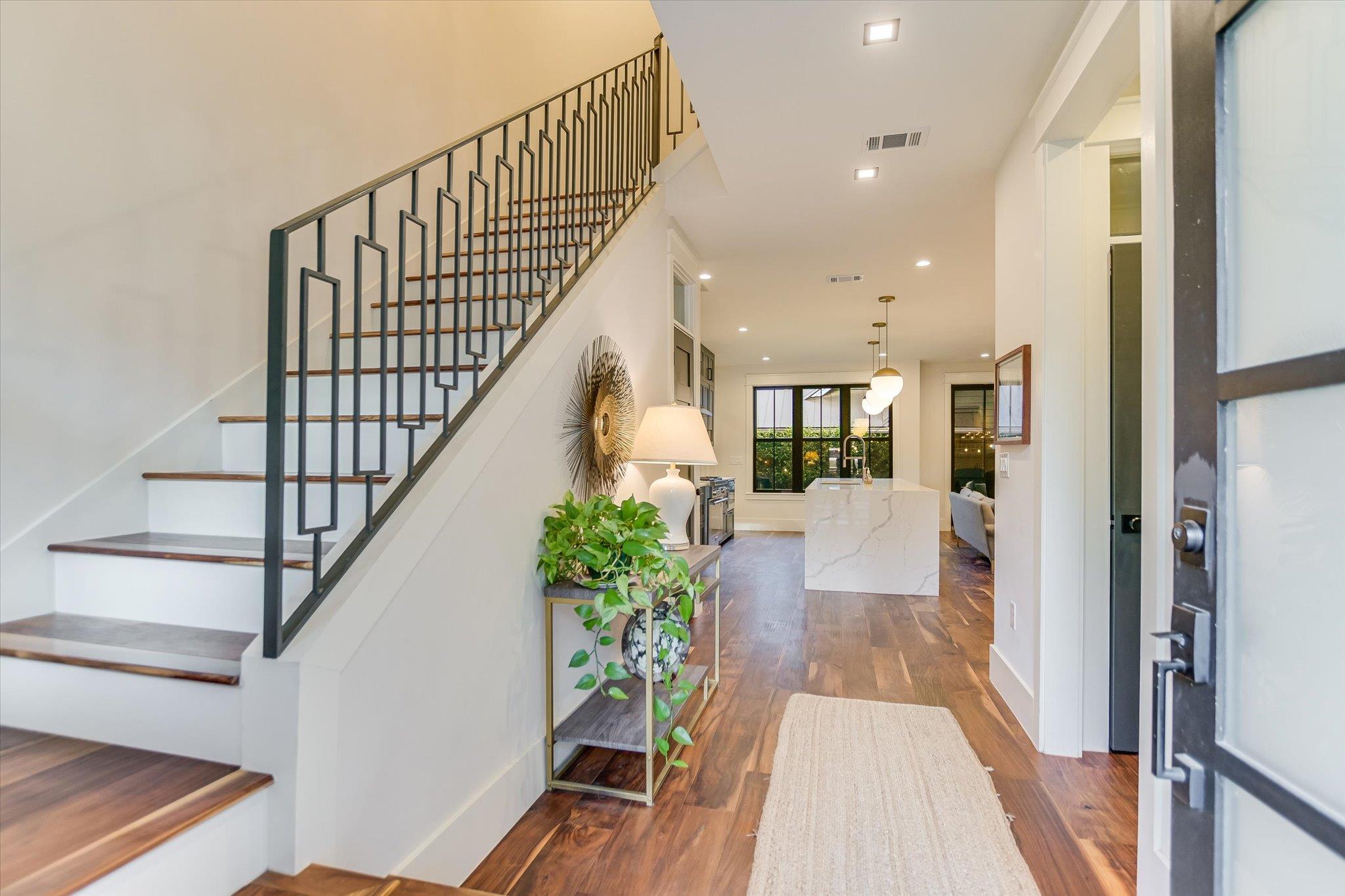 1305 Kinney Ave # 1, Austin, TX 78704