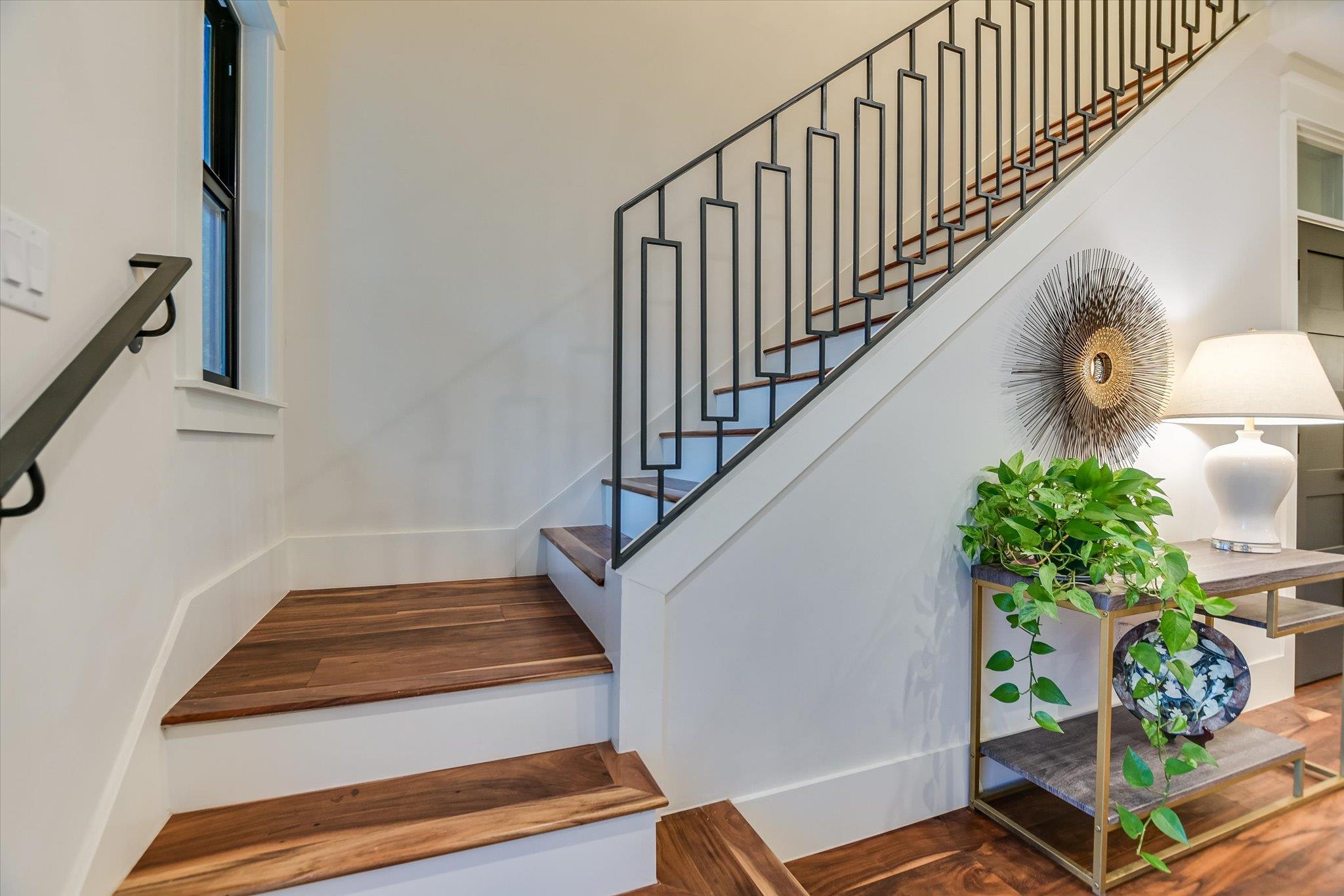1305 Kinney Ave # 1, Austin, TX 78704