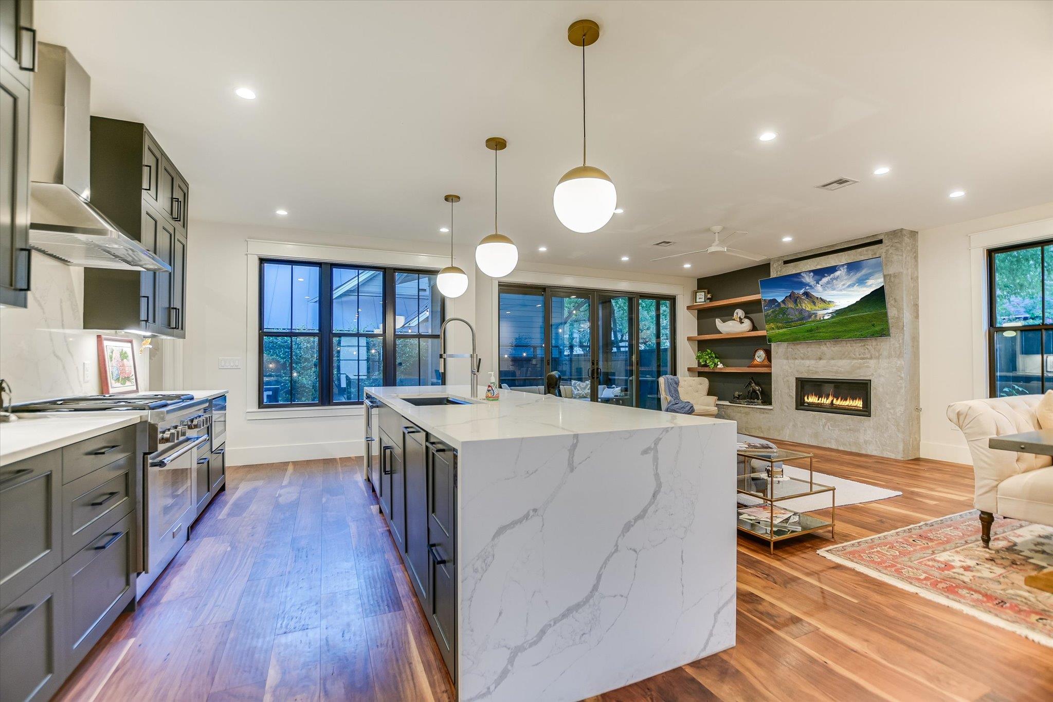 1305 Kinney Ave # 1, Austin, TX 78704
