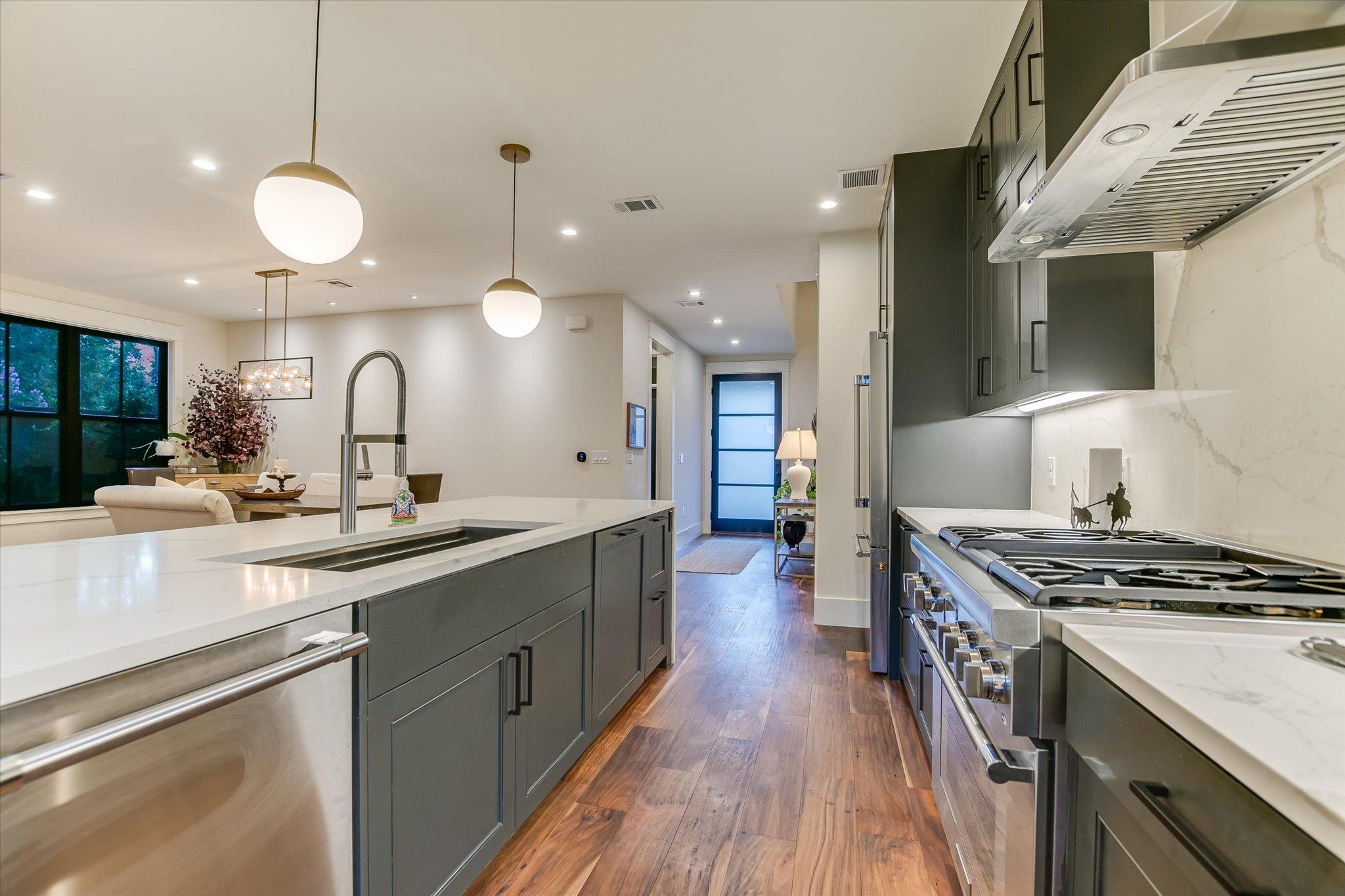 1305 Kinney Ave # 1, Austin, TX 78704