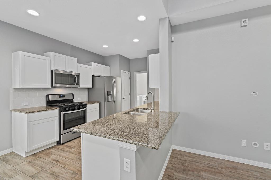 607 Stampede Rd, San Marcos, TX 78666