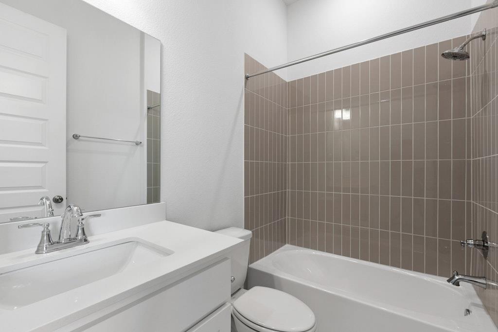 382 Double Eagle Ranch Dr, Cedar Creek, TX 78612