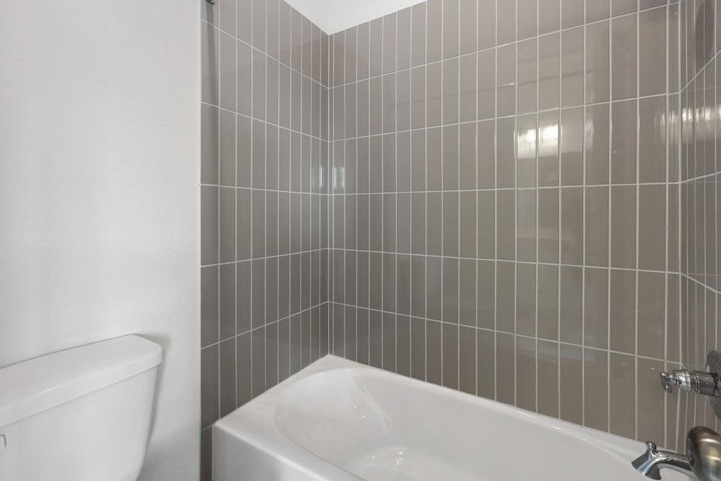 382 Double Eagle Ranch Dr, Cedar Creek, TX 78612