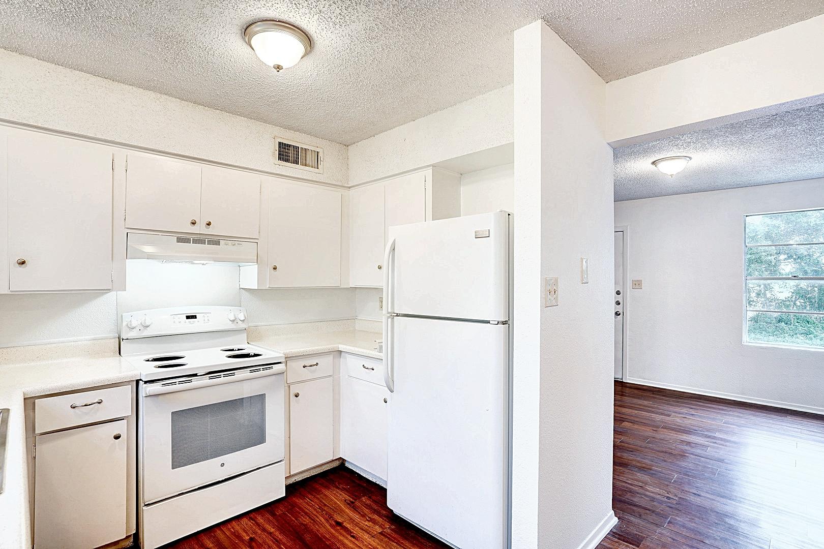 728 Old Martindale Rd, San Marcos, TX 78666