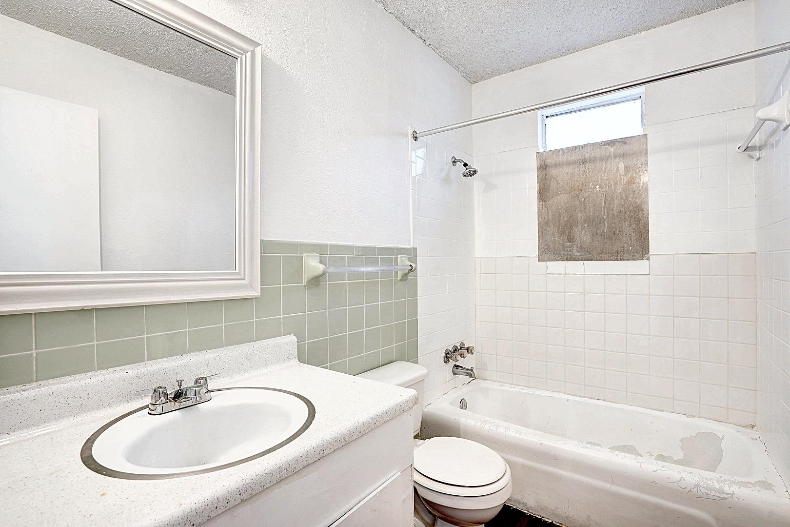 728 Old Martindale Rd, San Marcos, TX 78666