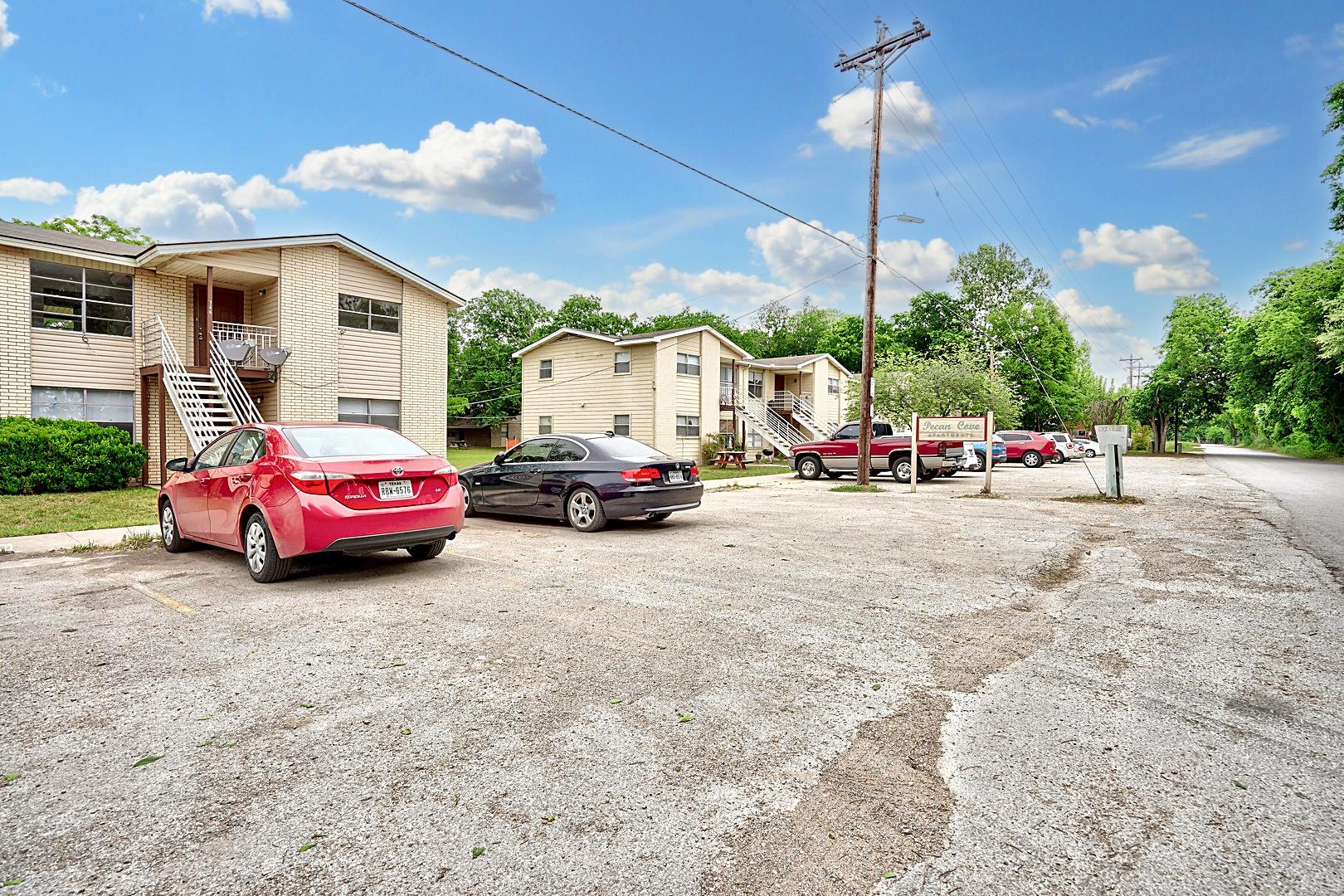 728 Old Martindale Rd, San Marcos, TX 78666