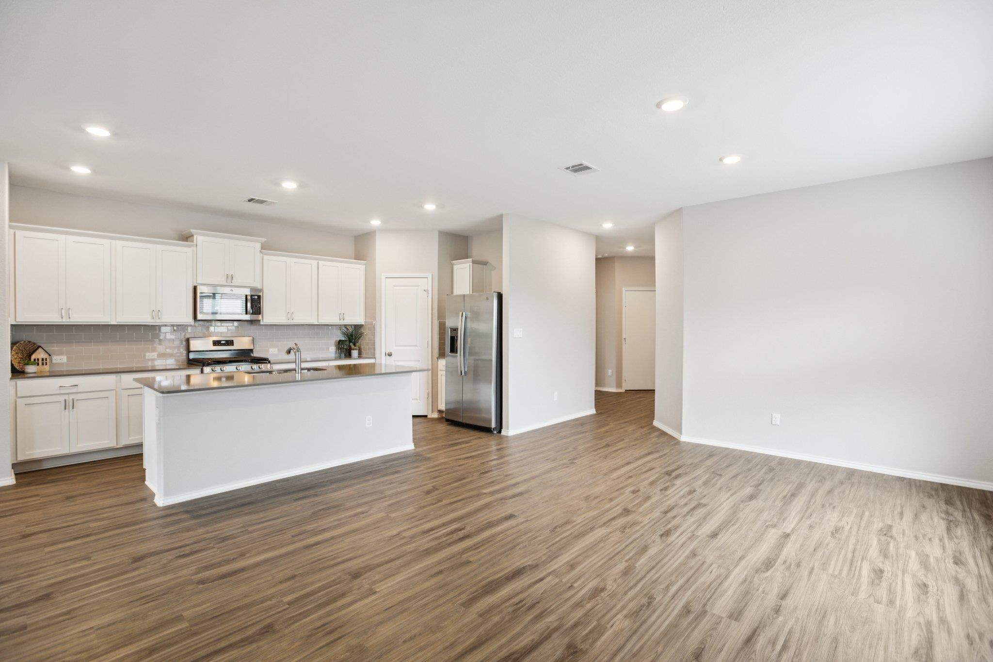 1524 Brueggerhoff Rd, Leander, TX 78641