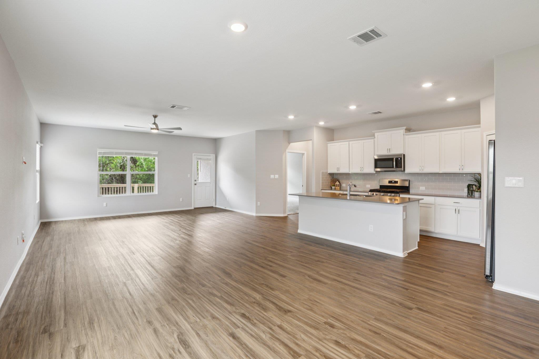 1524 Brueggerhoff Rd, Leander, TX 78641