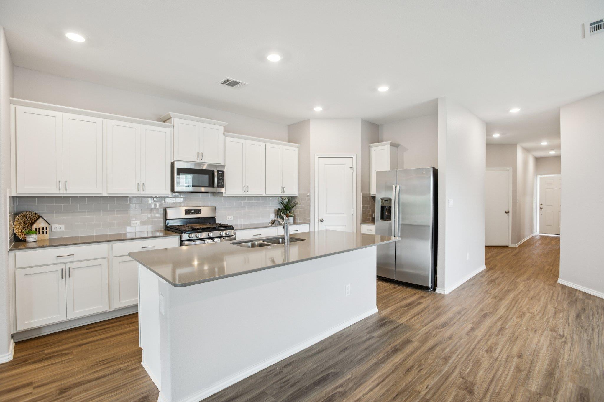 1524 Brueggerhoff Rd, Leander, TX 78641