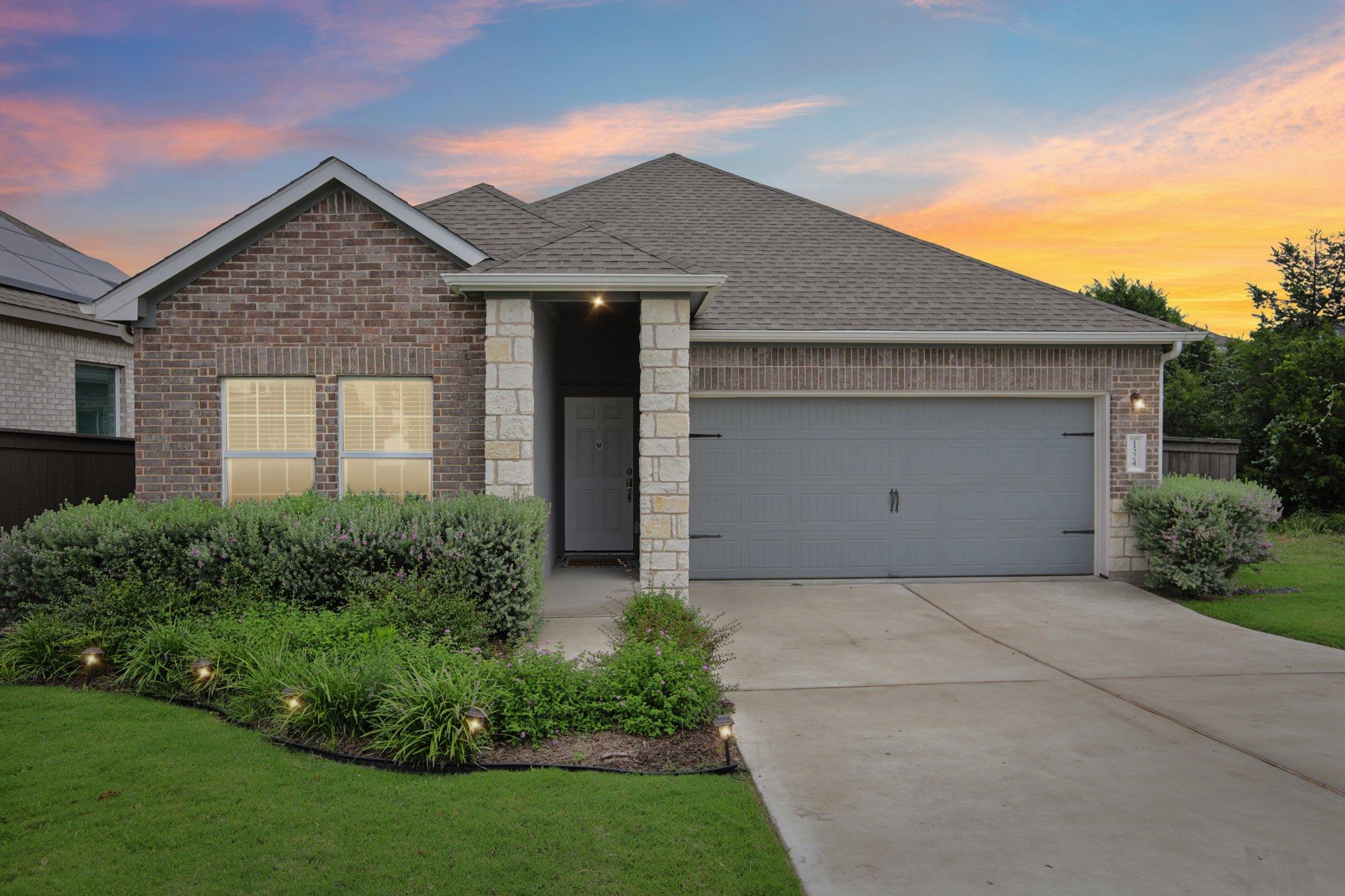 1524 Brueggerhoff Rd, Leander, TX 78641