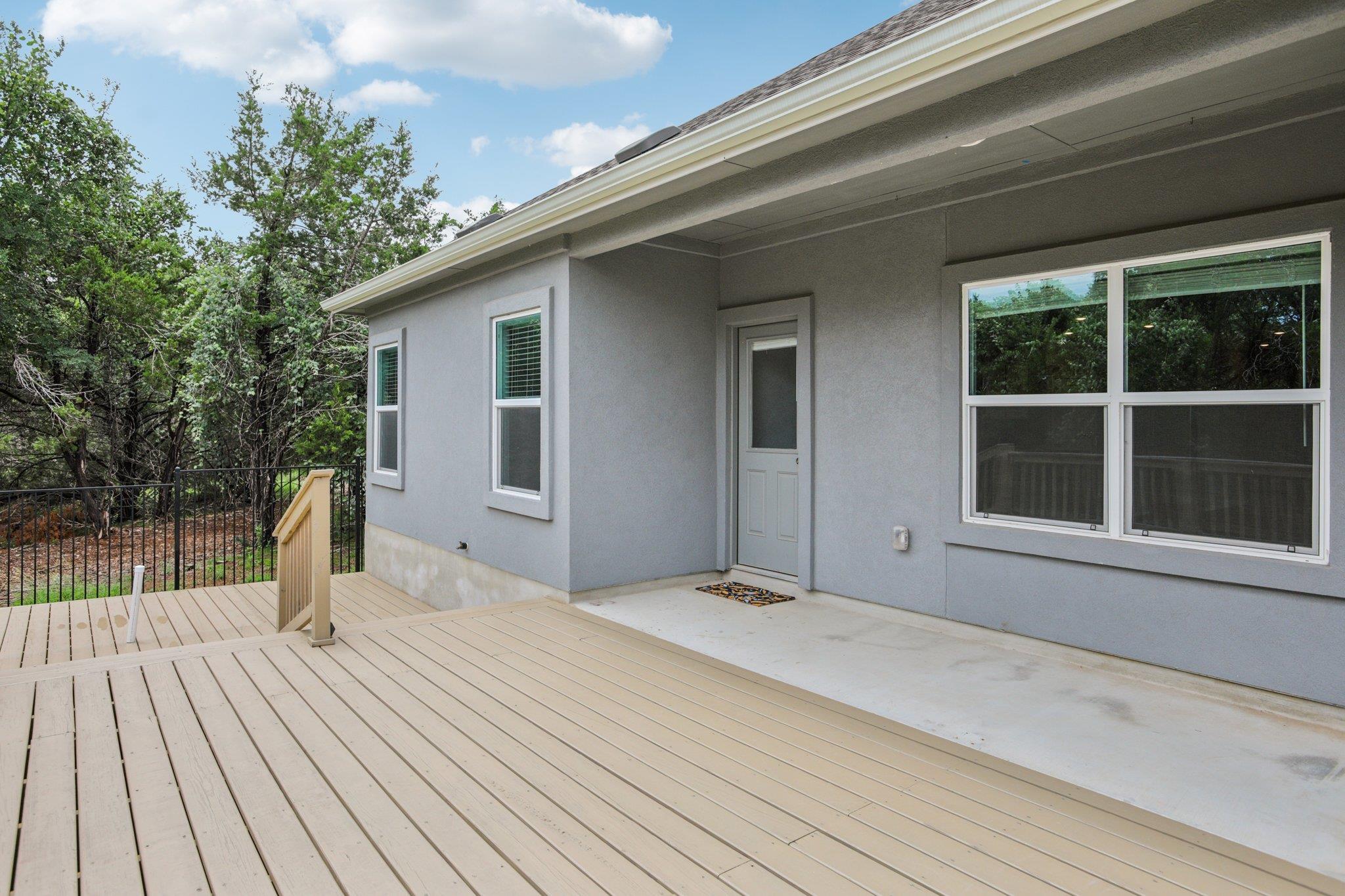 1524 Brueggerhoff Rd, Leander, TX 78641