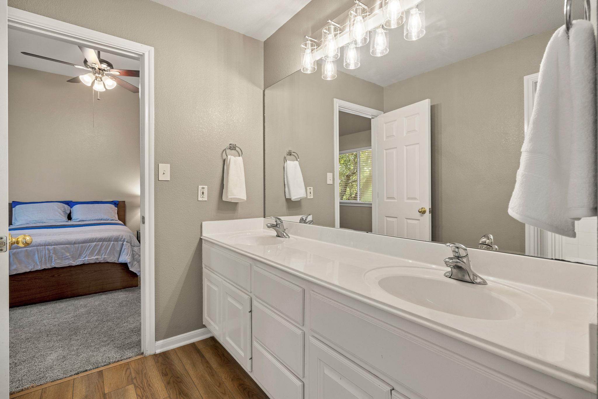 2604 Zambia Dr, Cedar Park, TX 78613