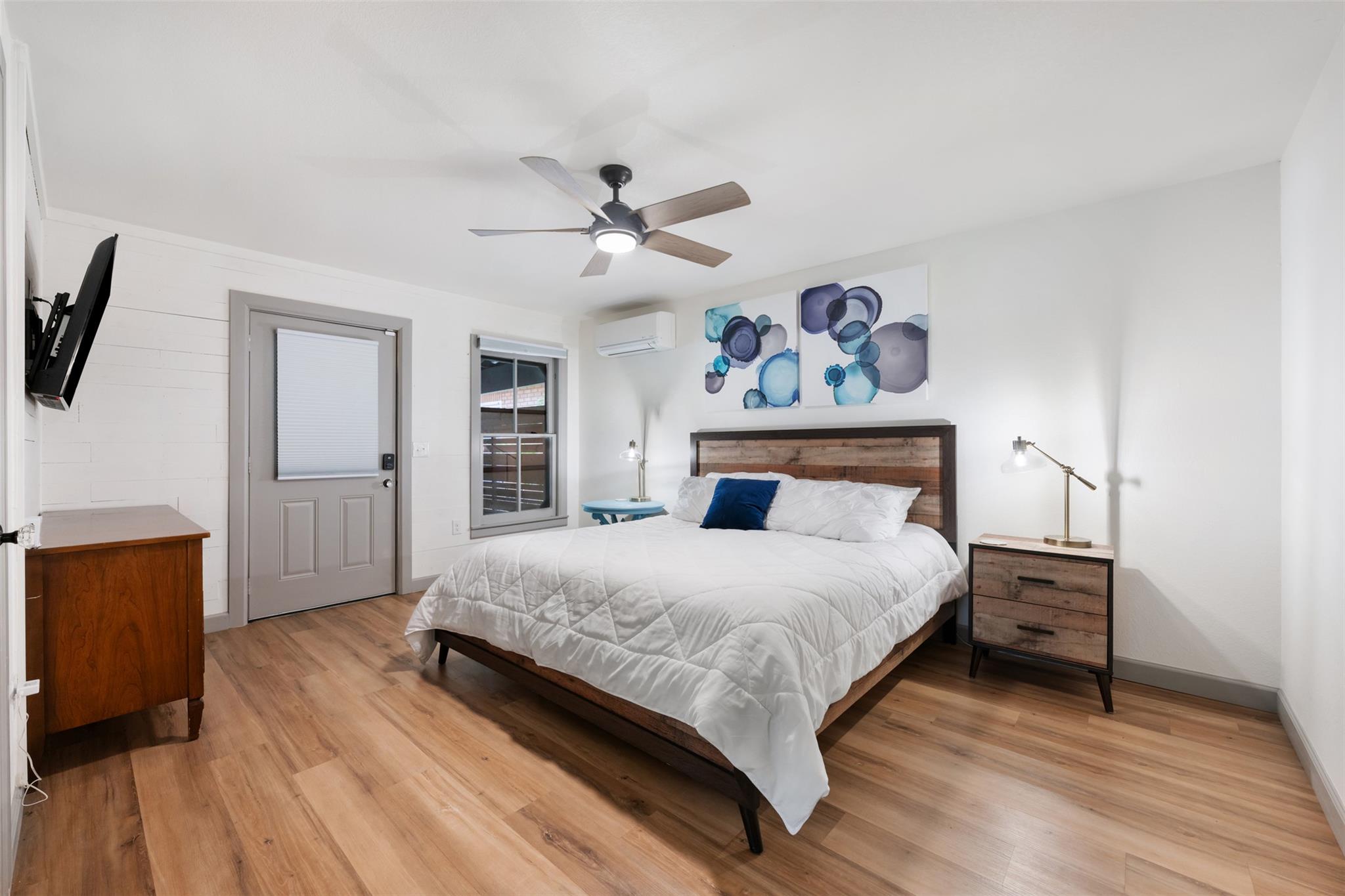 1211 S Church St, Georgetown, TX 78626
