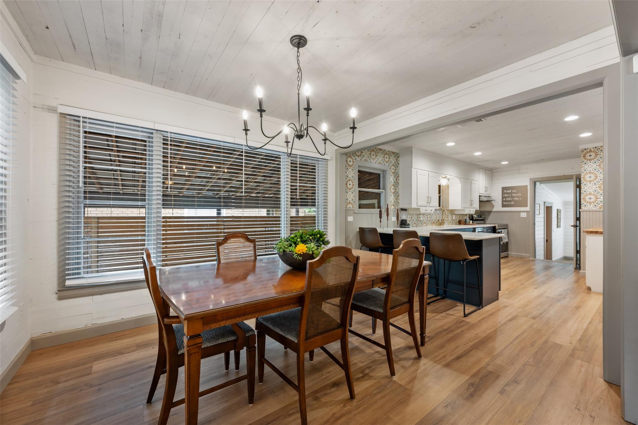 1211 S Church St, Georgetown, TX 78626