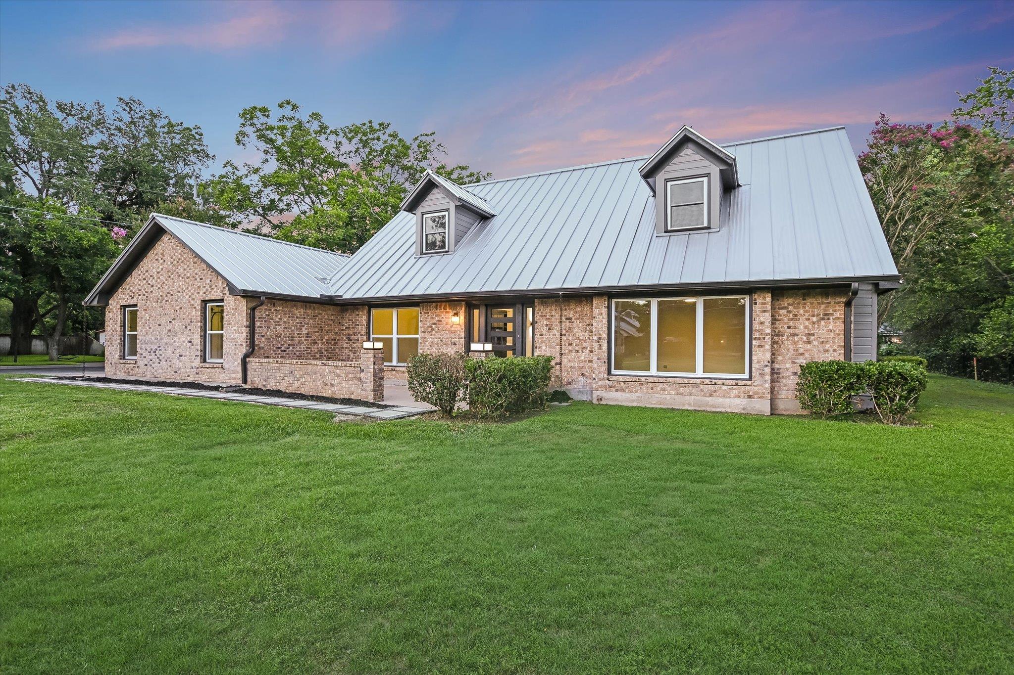 503 Elm St, Bastrop, TX 78602