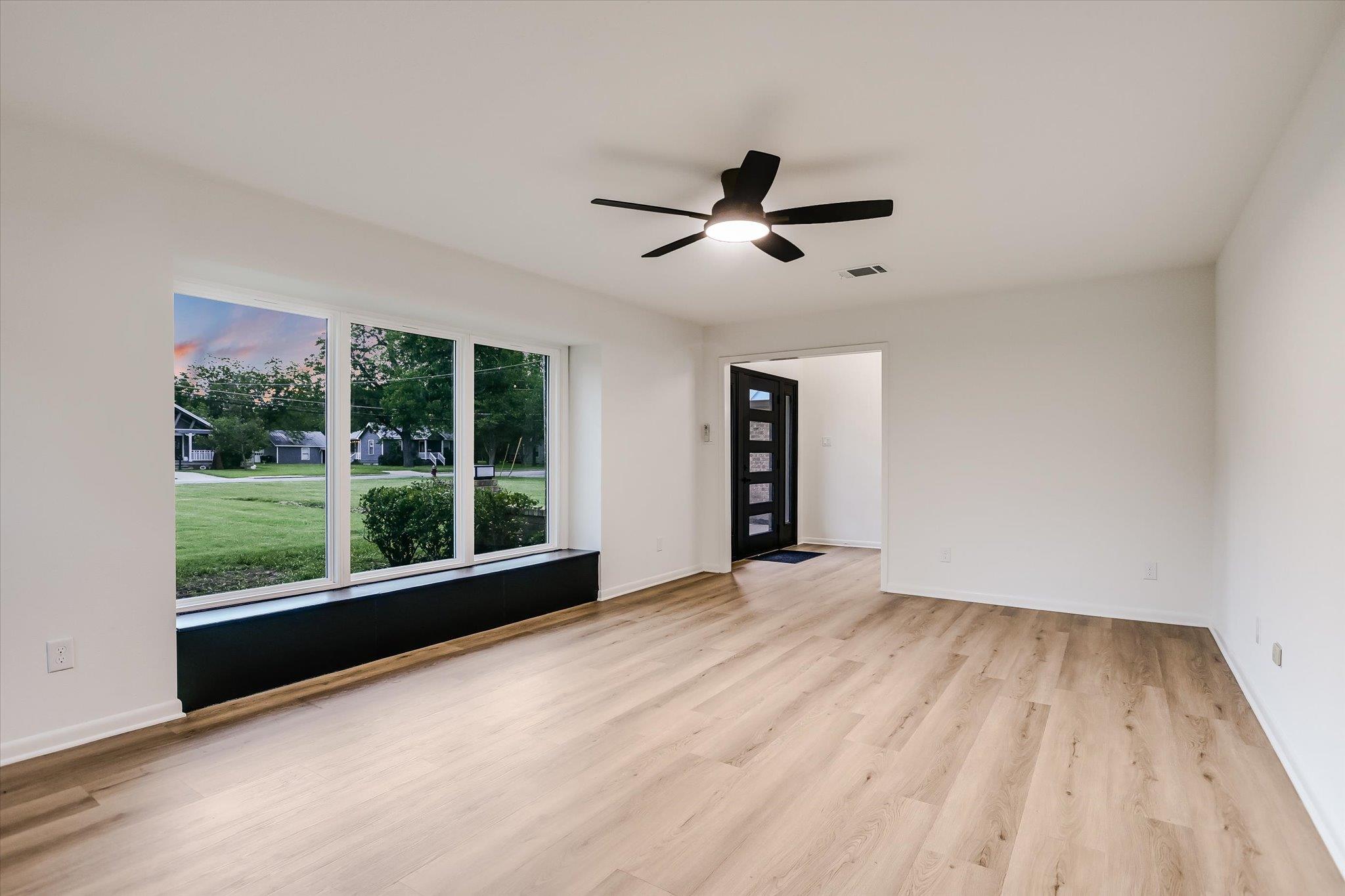 503 Elm St, Bastrop, TX 78602