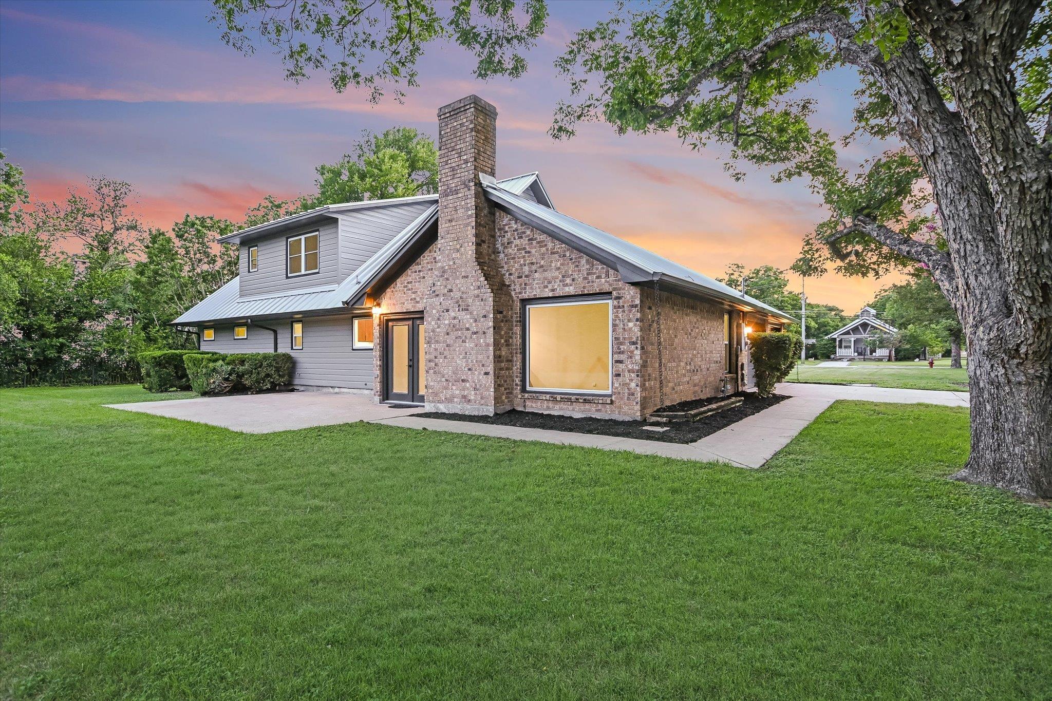 503 Elm St, Bastrop, TX 78602