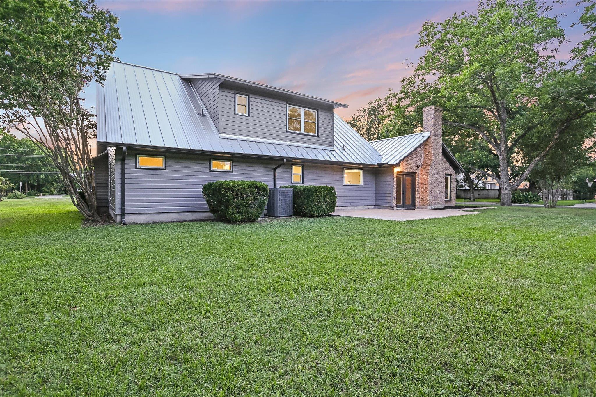 503 Elm St, Bastrop, TX 78602
