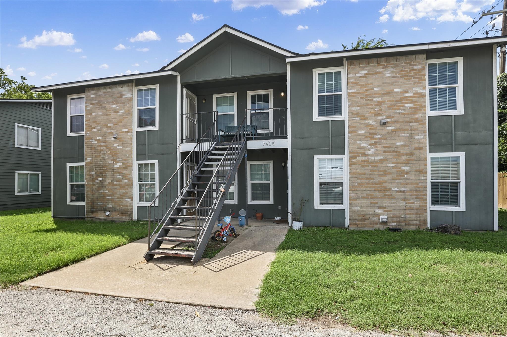 7415 VINTAGE HILLS Dr # D, Austin, TX 78723