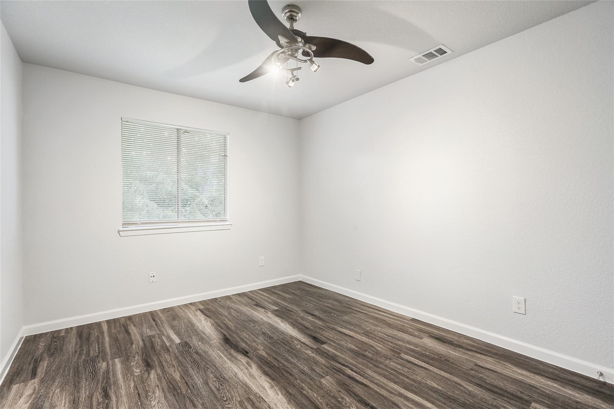 7415 VINTAGE HILLS Dr # D, Austin, TX 78723