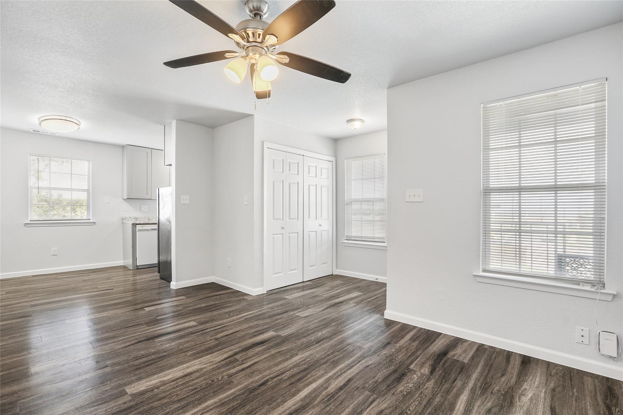 7415 VINTAGE HILLS Dr # D, Austin, TX 78723