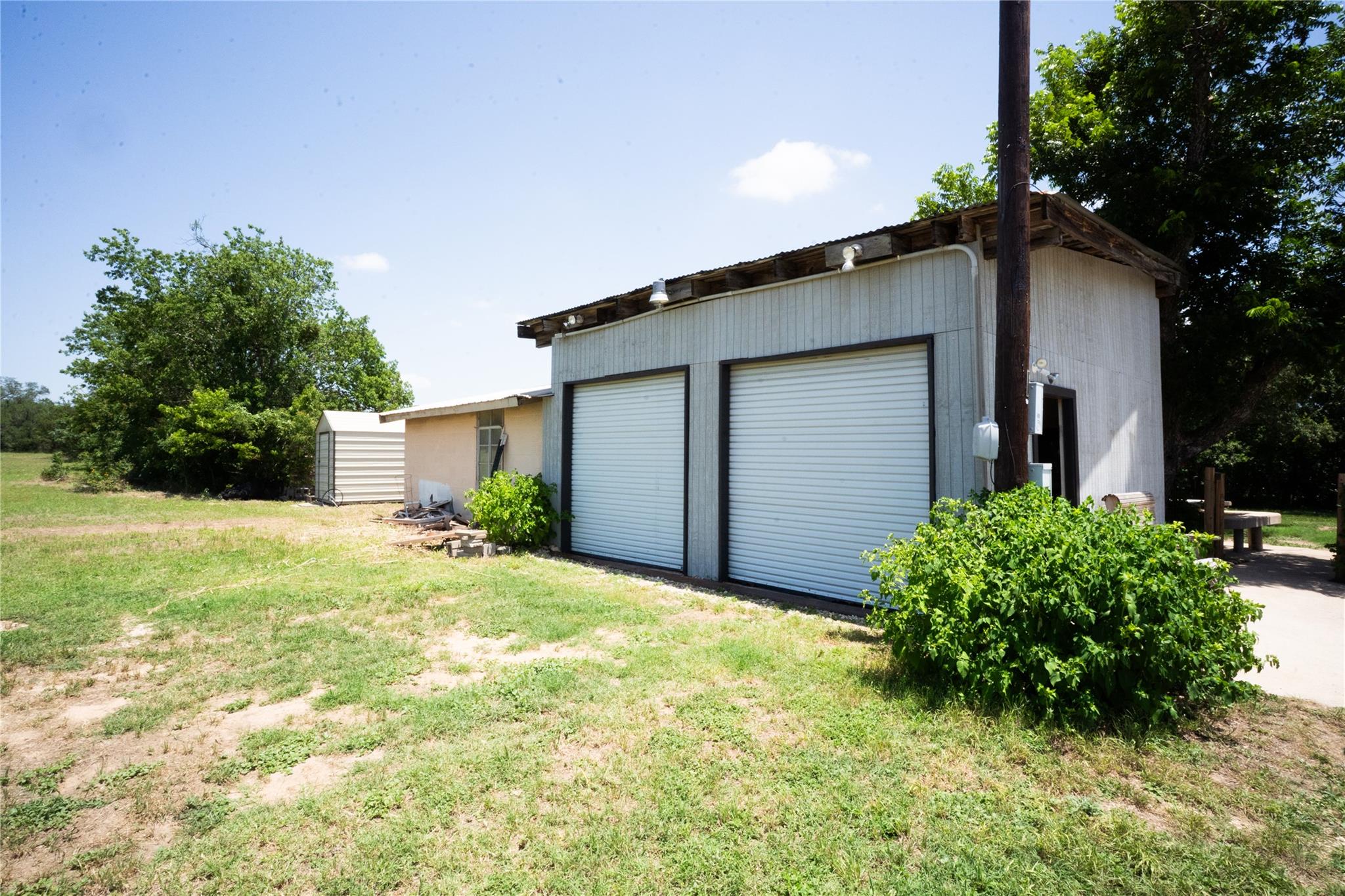 212 Bluebonnet Ln, Liberty Hill, TX 78642