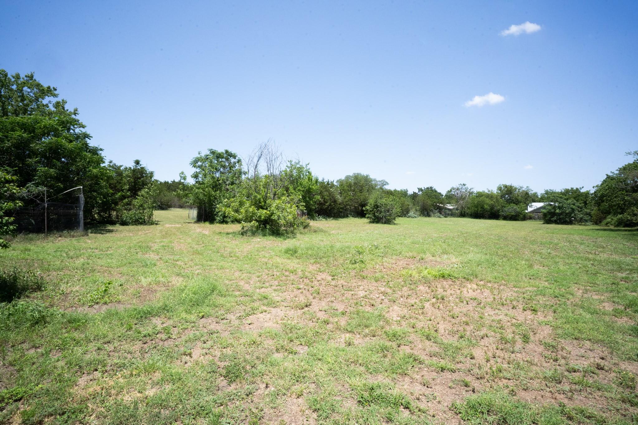 212 Bluebonnet Ln, Liberty Hill, TX 78642