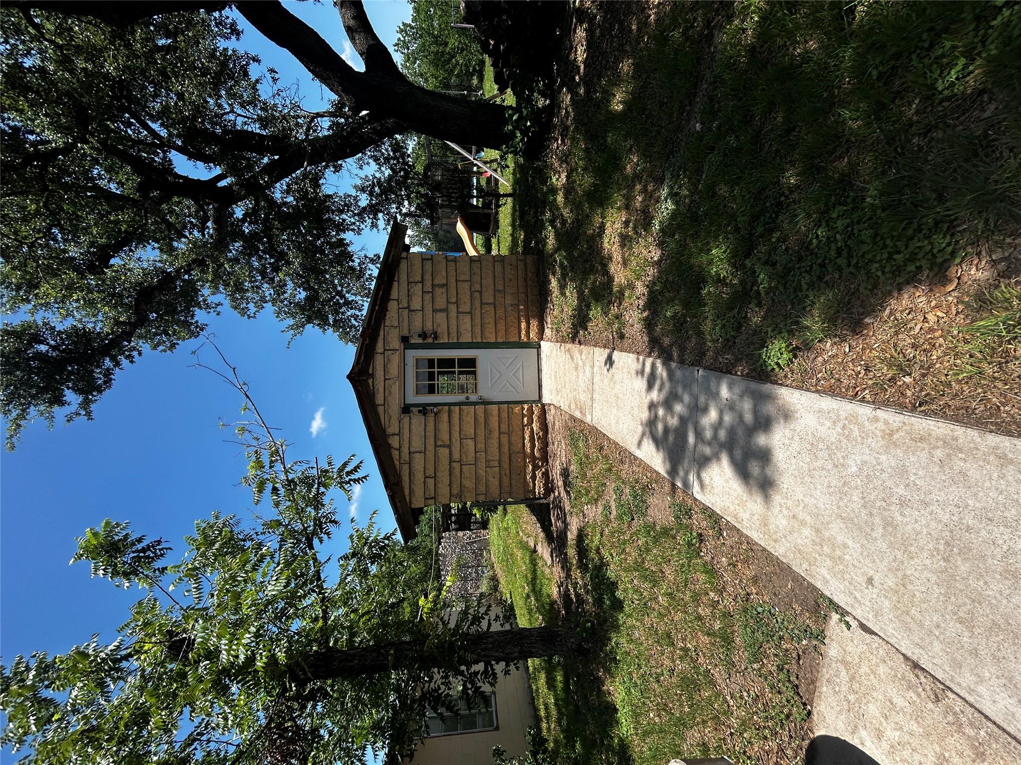212 Bluebonnet Ln, Liberty Hill, TX 78642