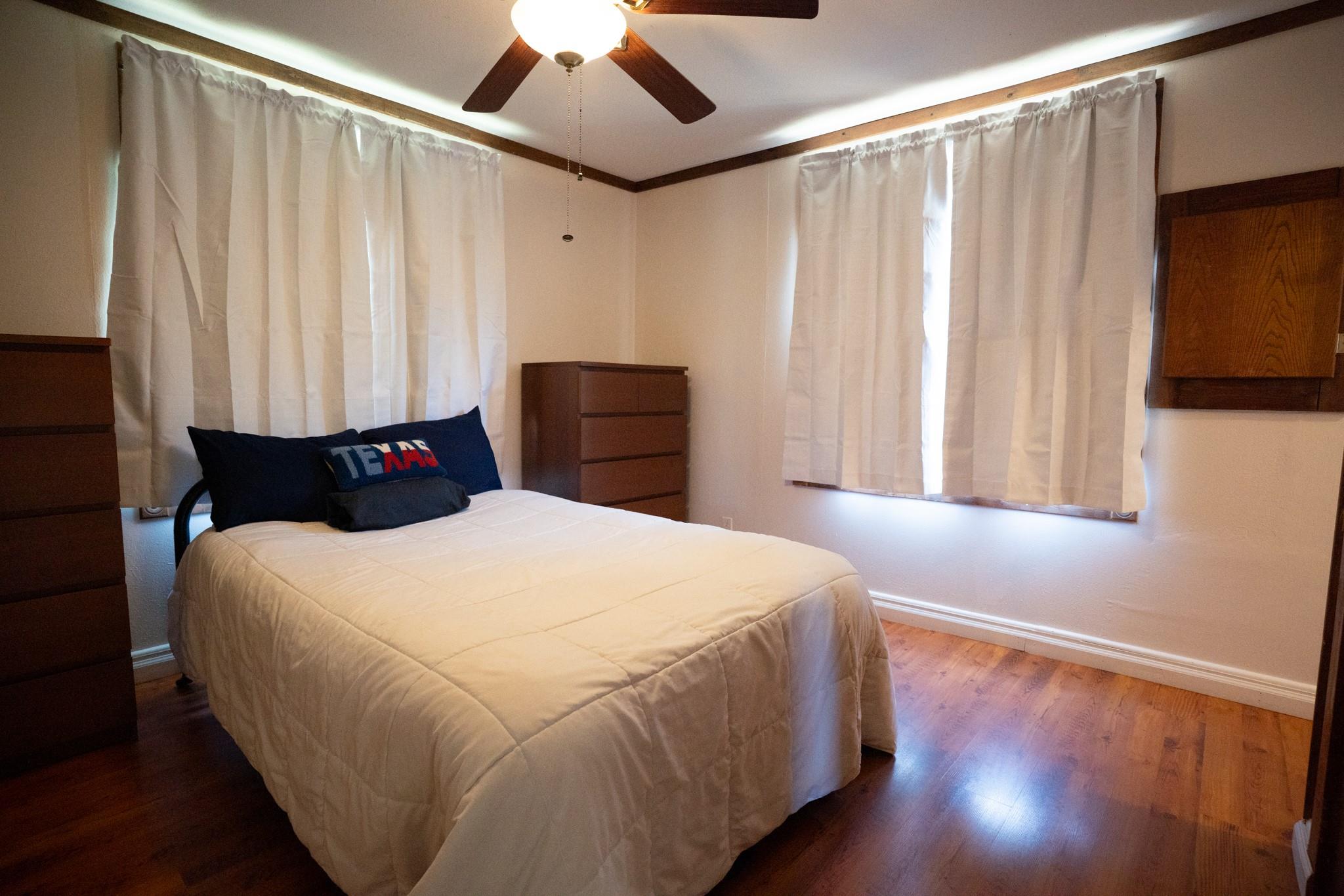 212 Bluebonnet Ln, Liberty Hill, TX 78642