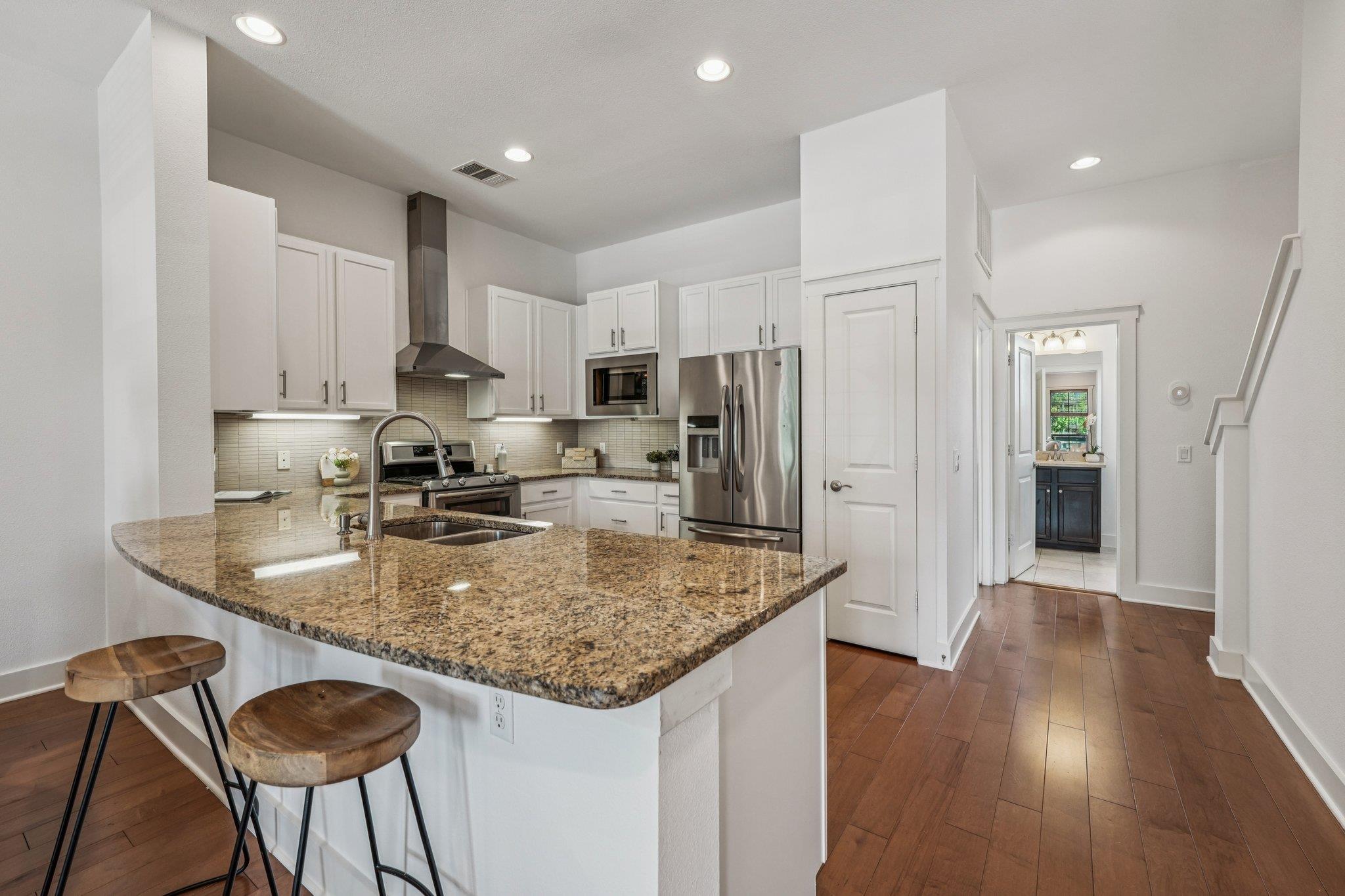 2520 Bluebonnet Ln # 48, Austin, TX 78704