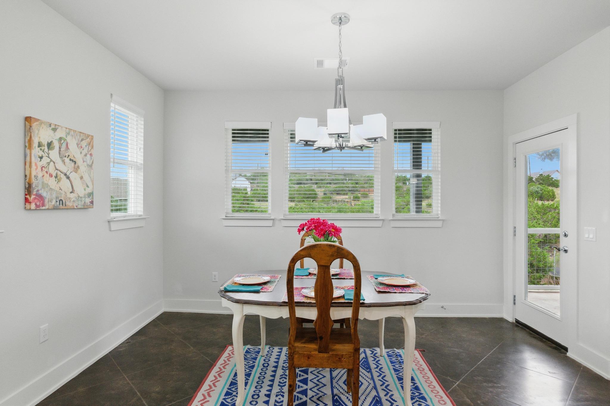 10605 Creekwood Cir, Dripping Springs, TX 78620