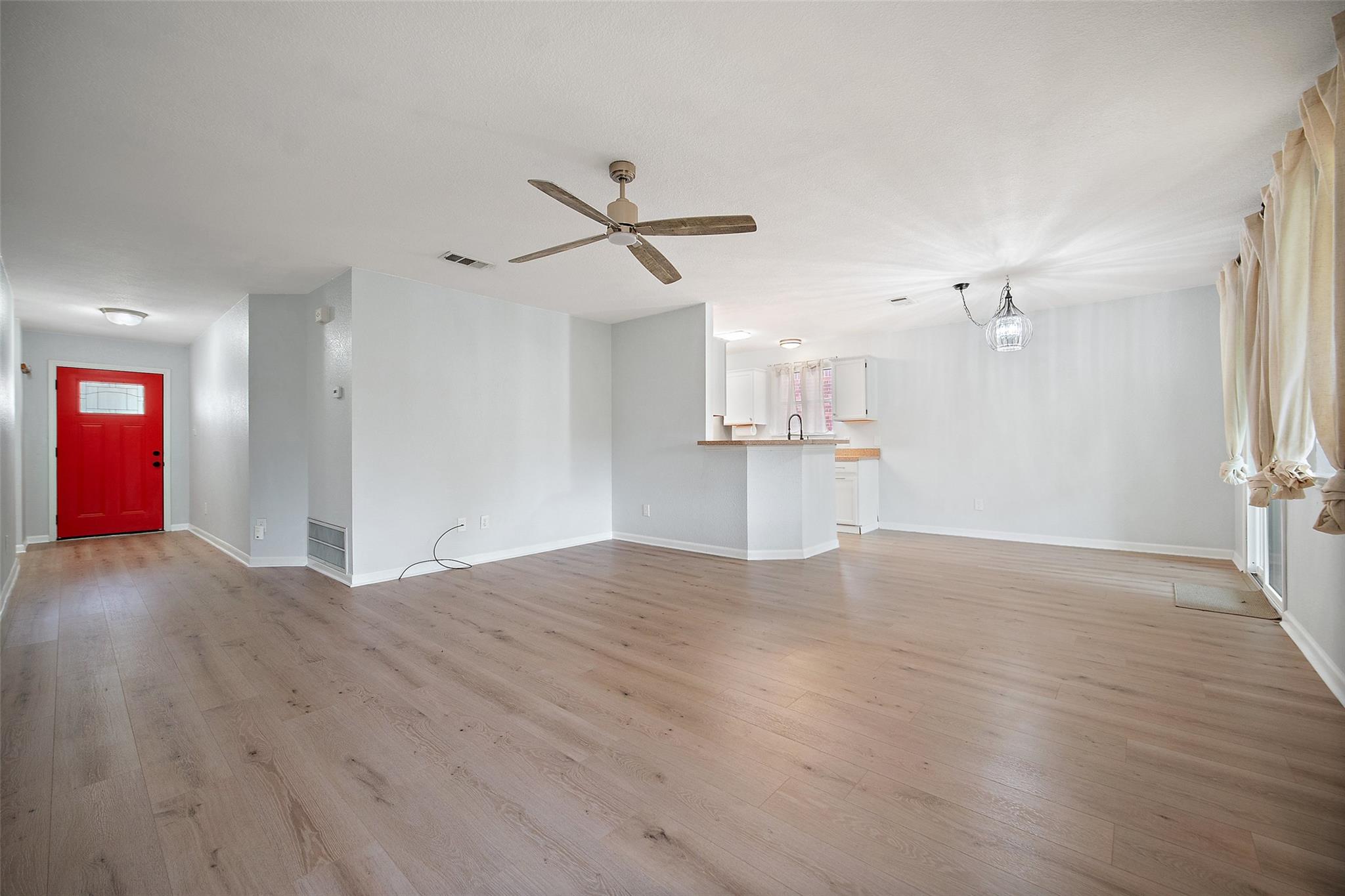 1009 Laurelleaf Dr, Pflugerville, TX 78660